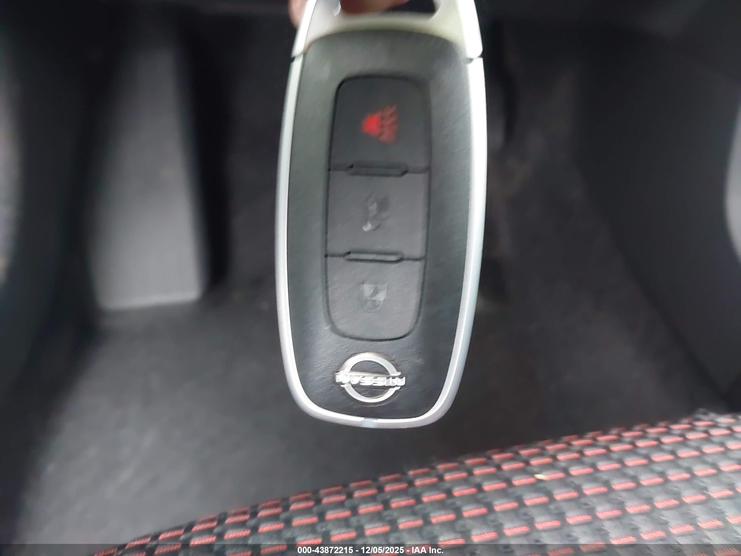 NISSAN KICKS image 11
