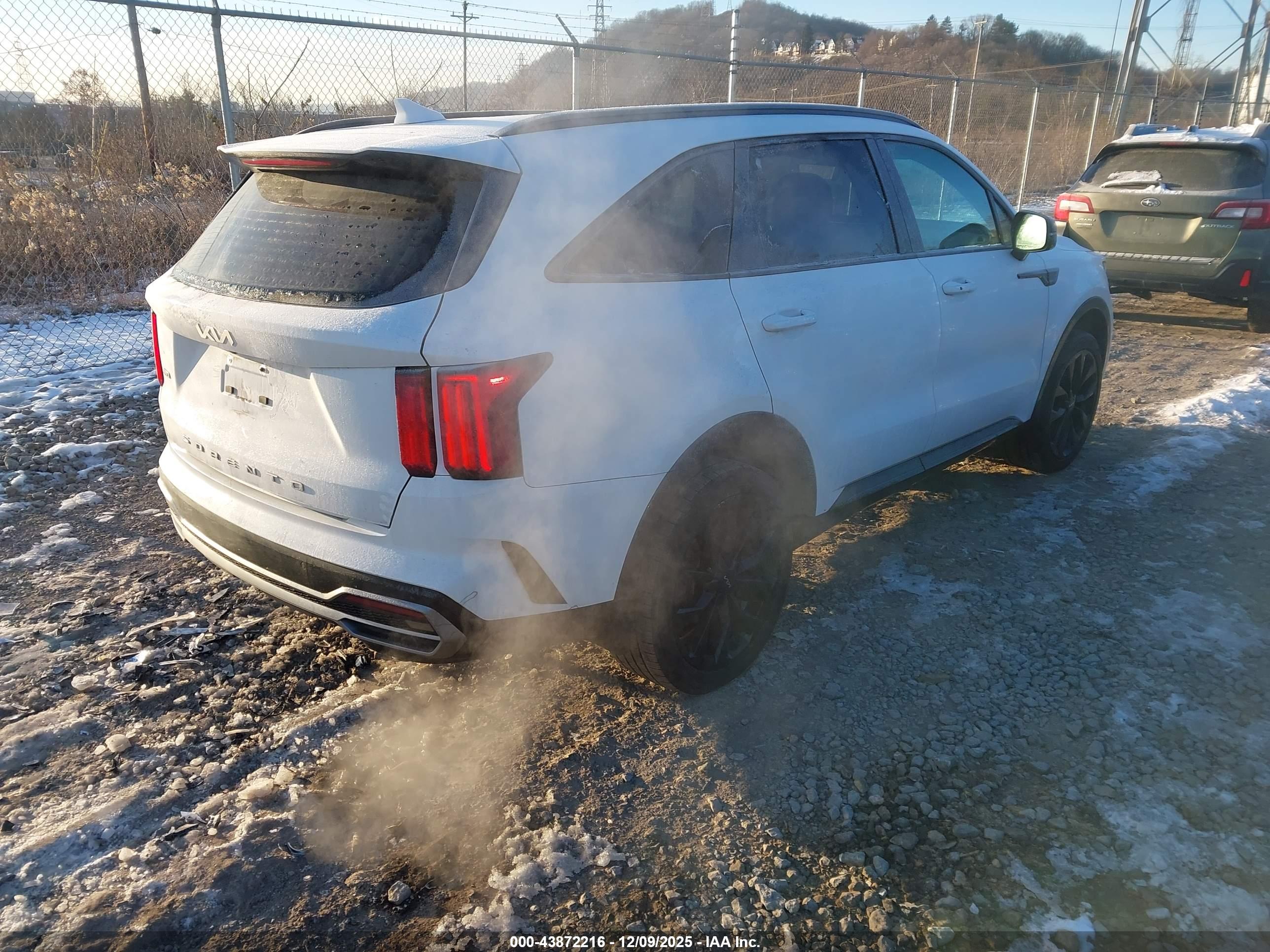 KIA SORENTO image 4
