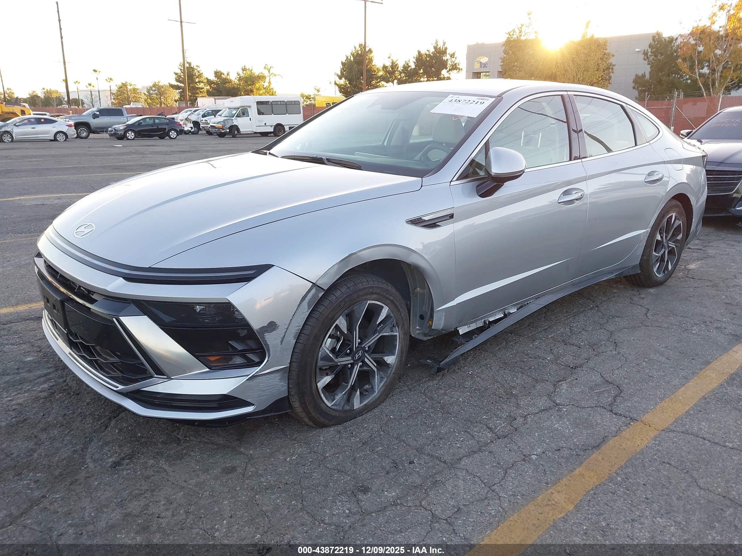 HYUNDAI SONATA image 2