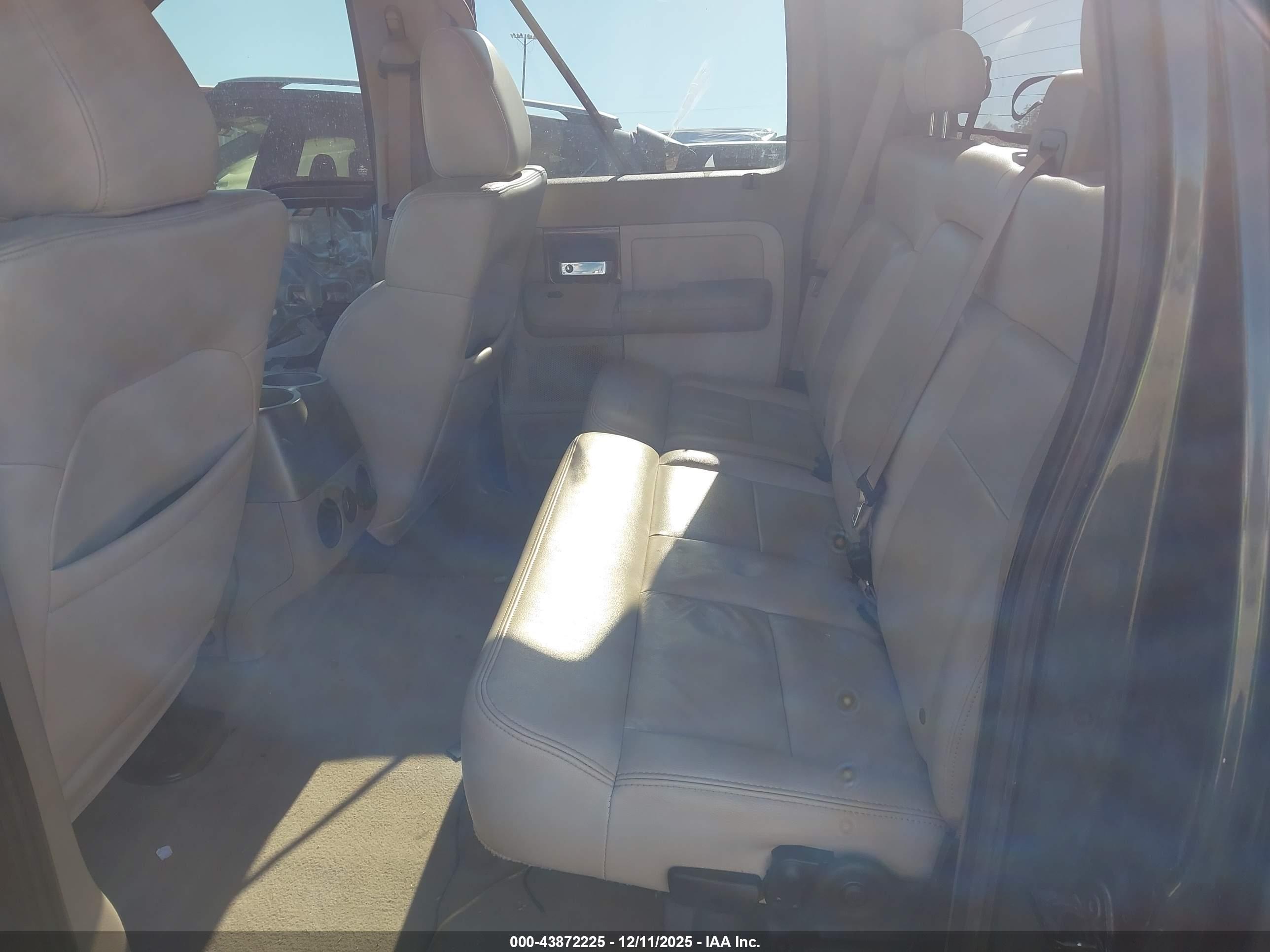 FORD F-150 image 8