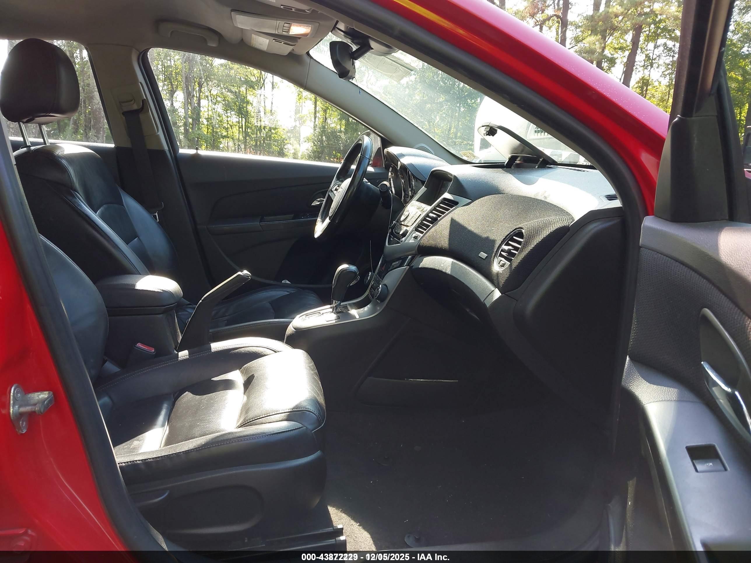 CHEVROLET CRUZE image 5