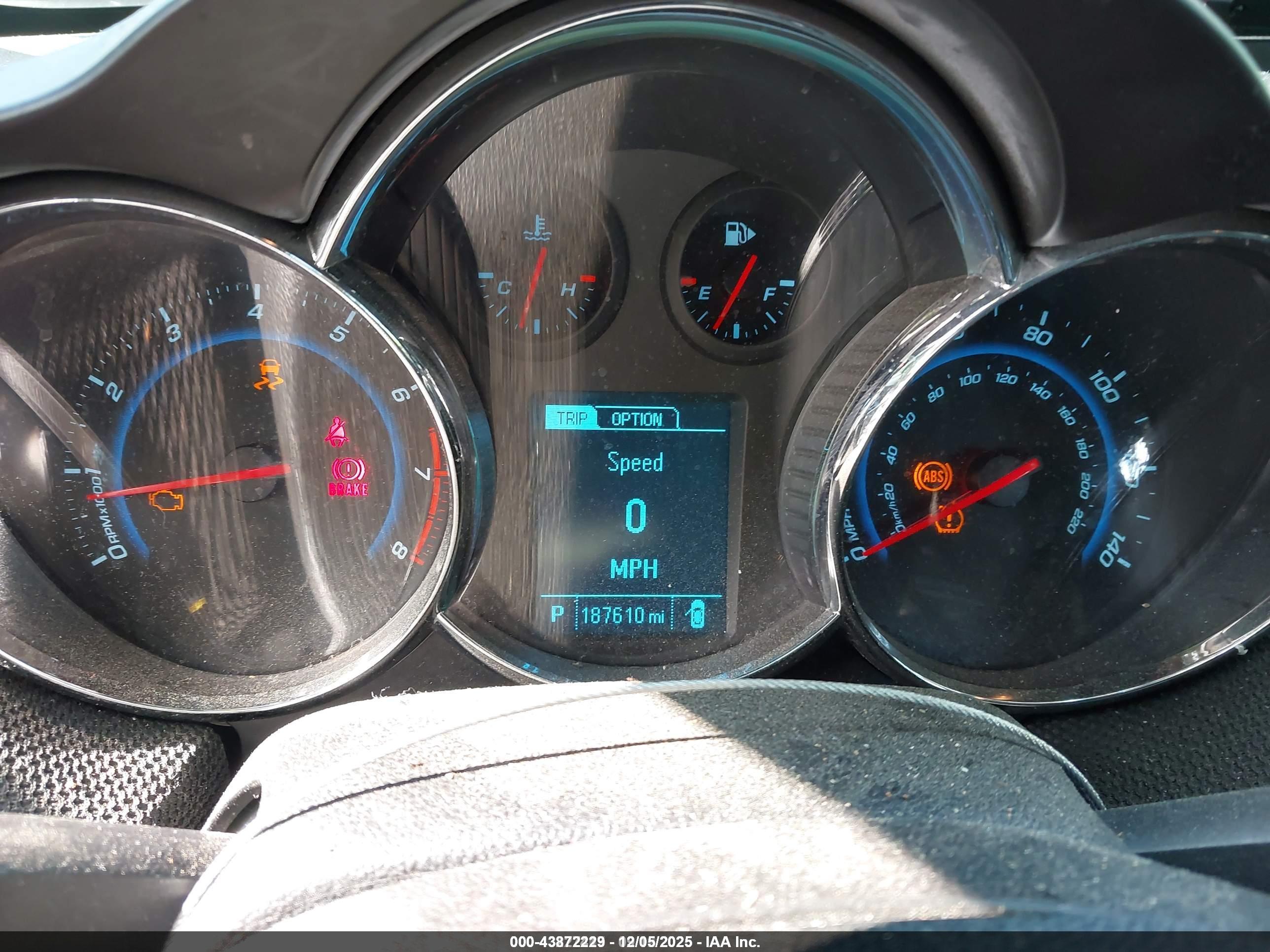 CHEVROLET CRUZE image 7