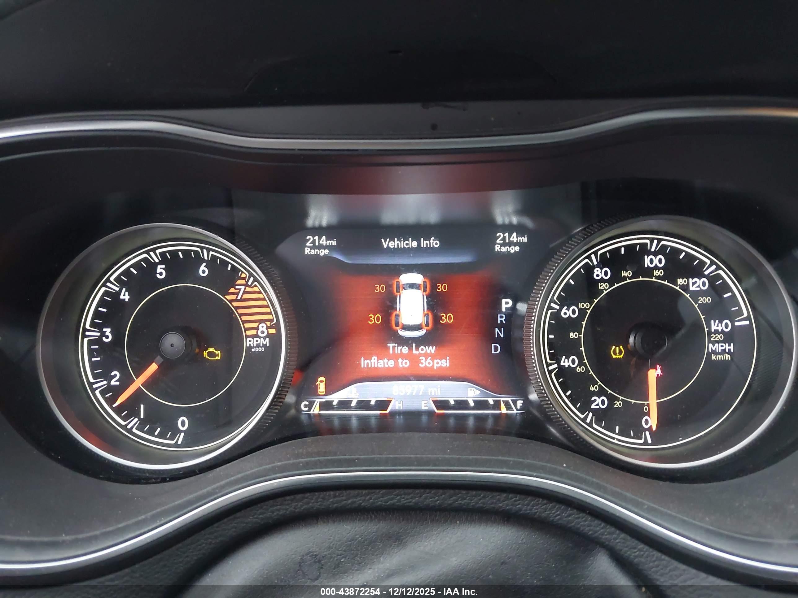 JEEP CHEROKEE image 7