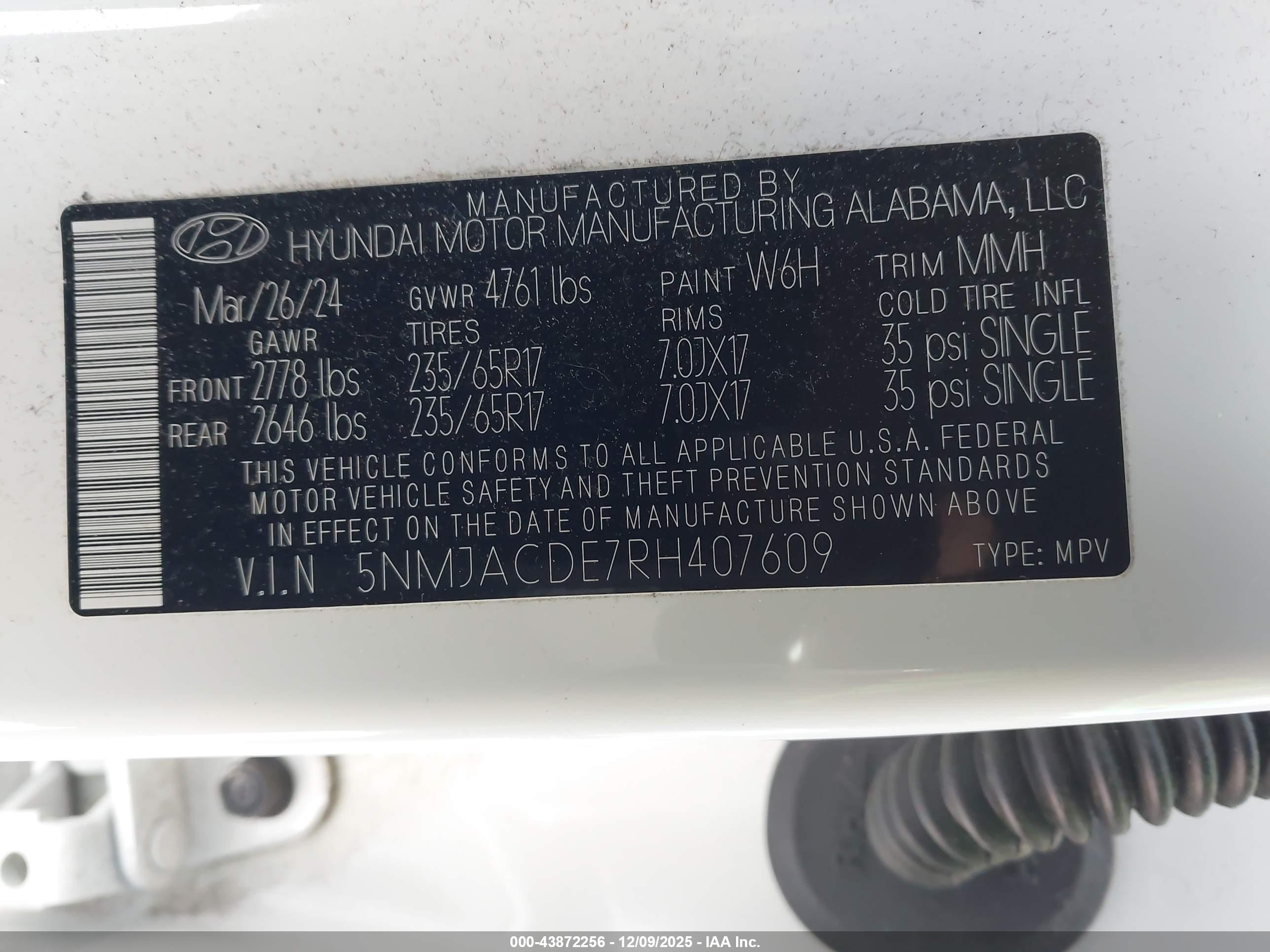 HYUNDAI TUCSON image 9