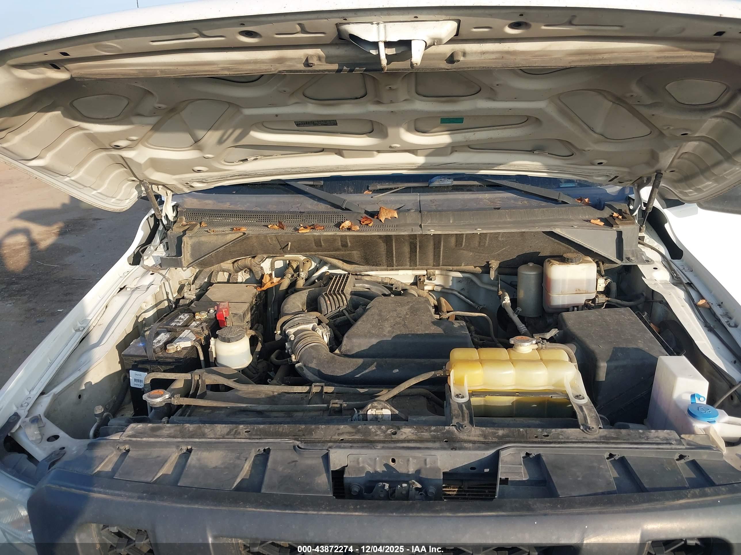 NISSAN NV image 10