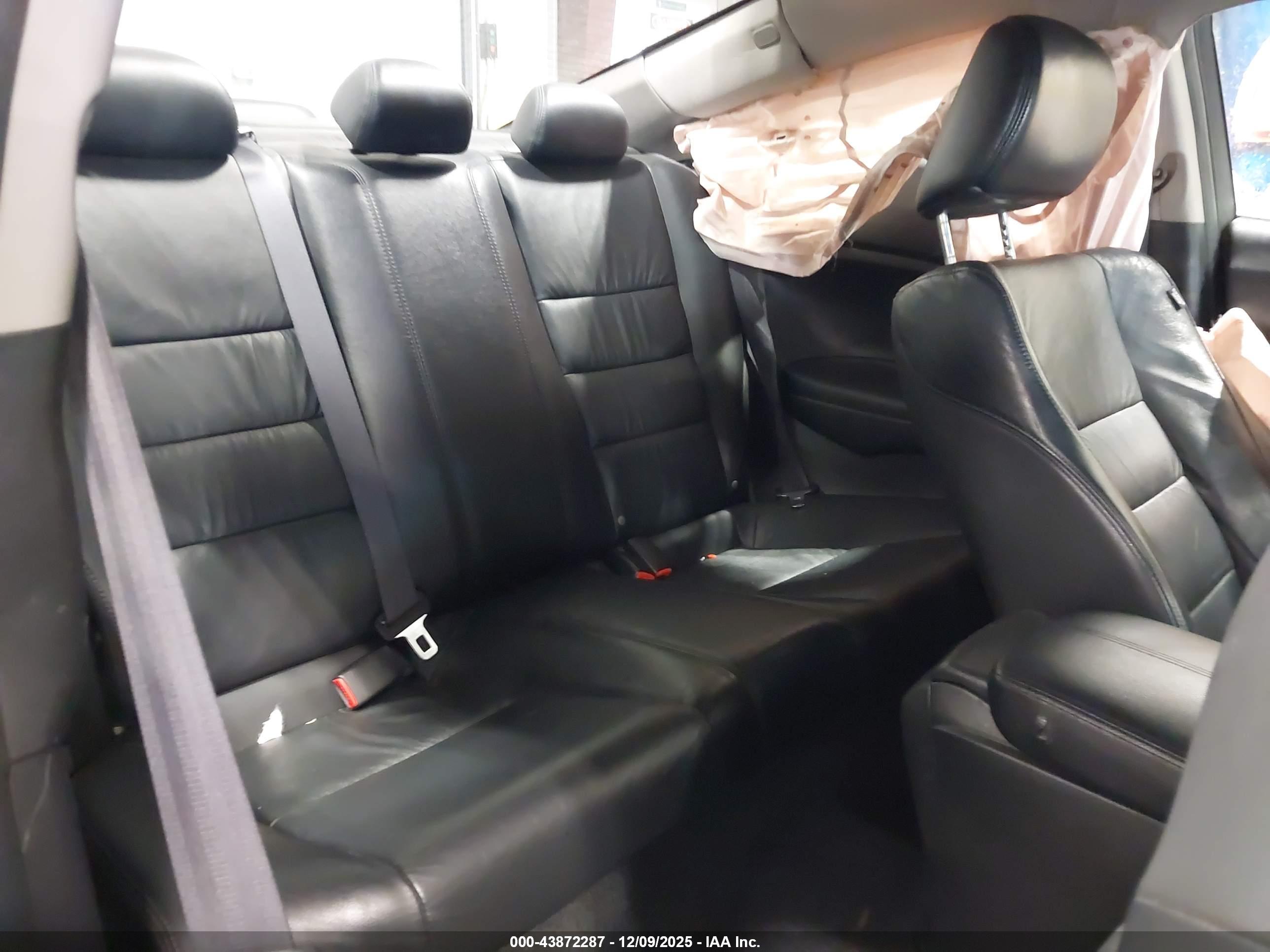 HONDA ACCORD image 8