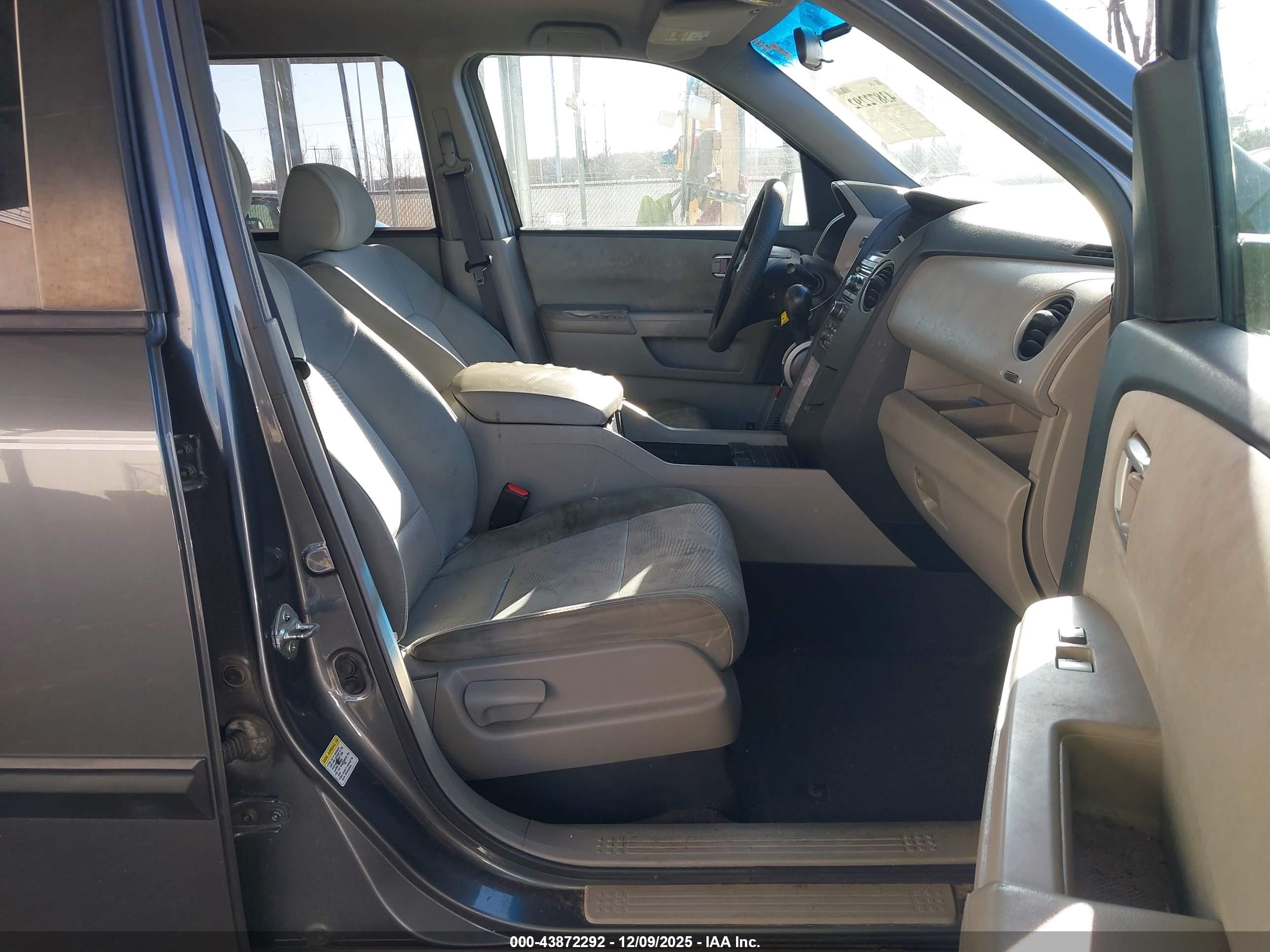 HONDA PILOT image 5