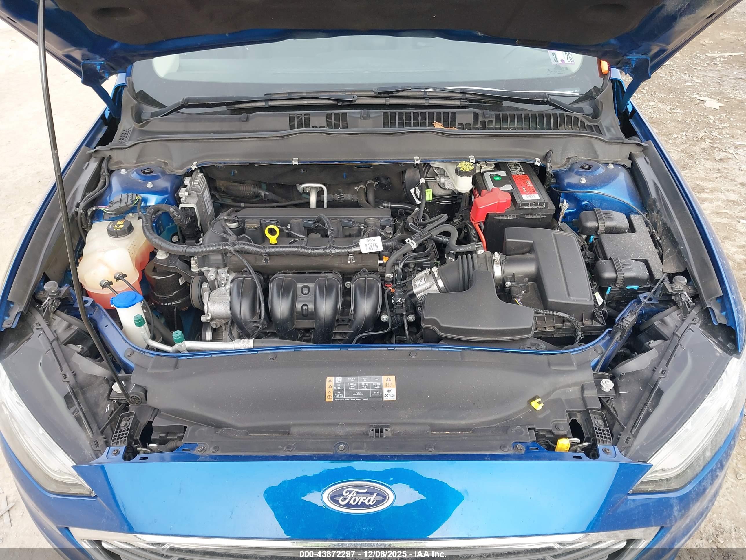 FORD FUSION image 10