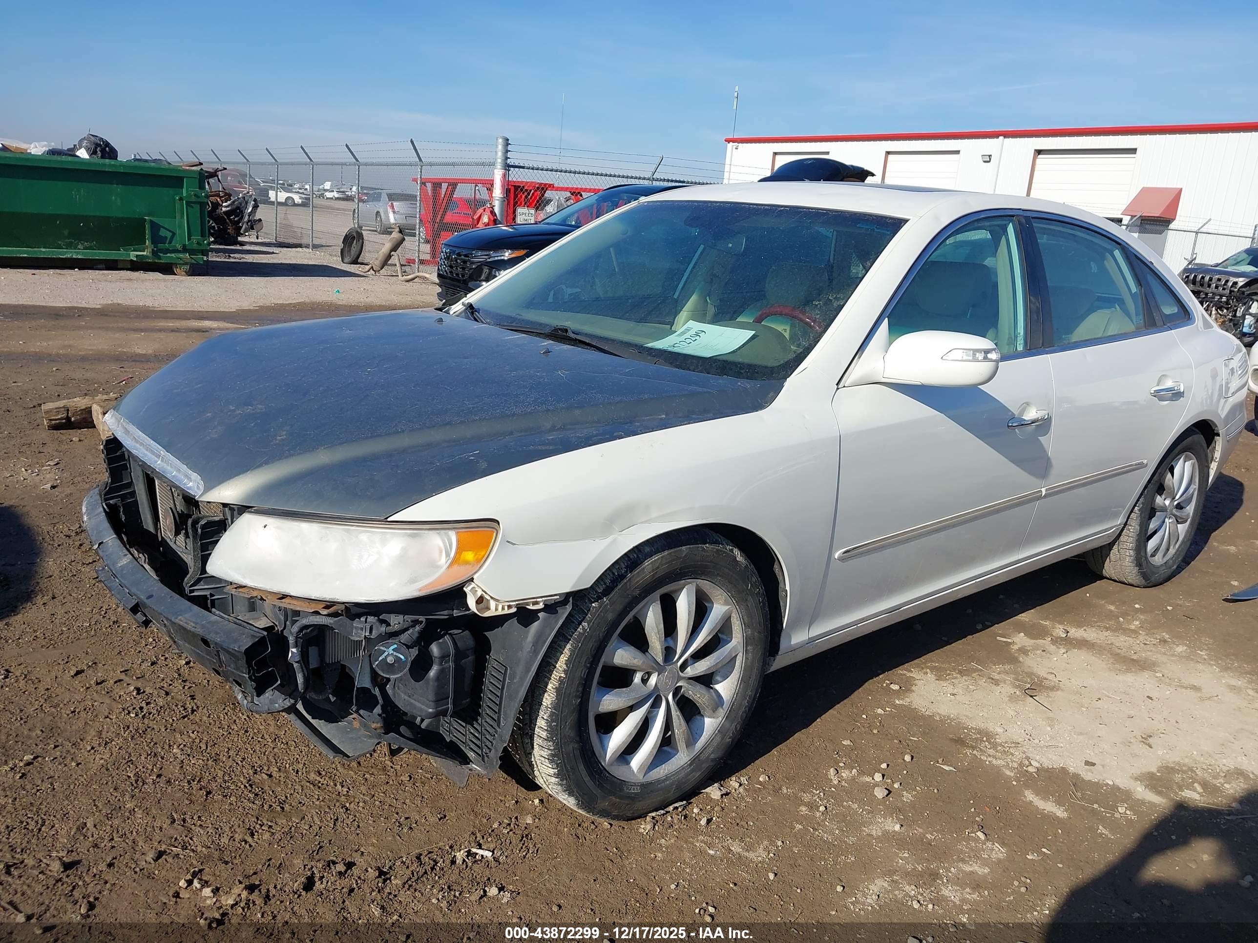HYUNDAI AZERA image 2