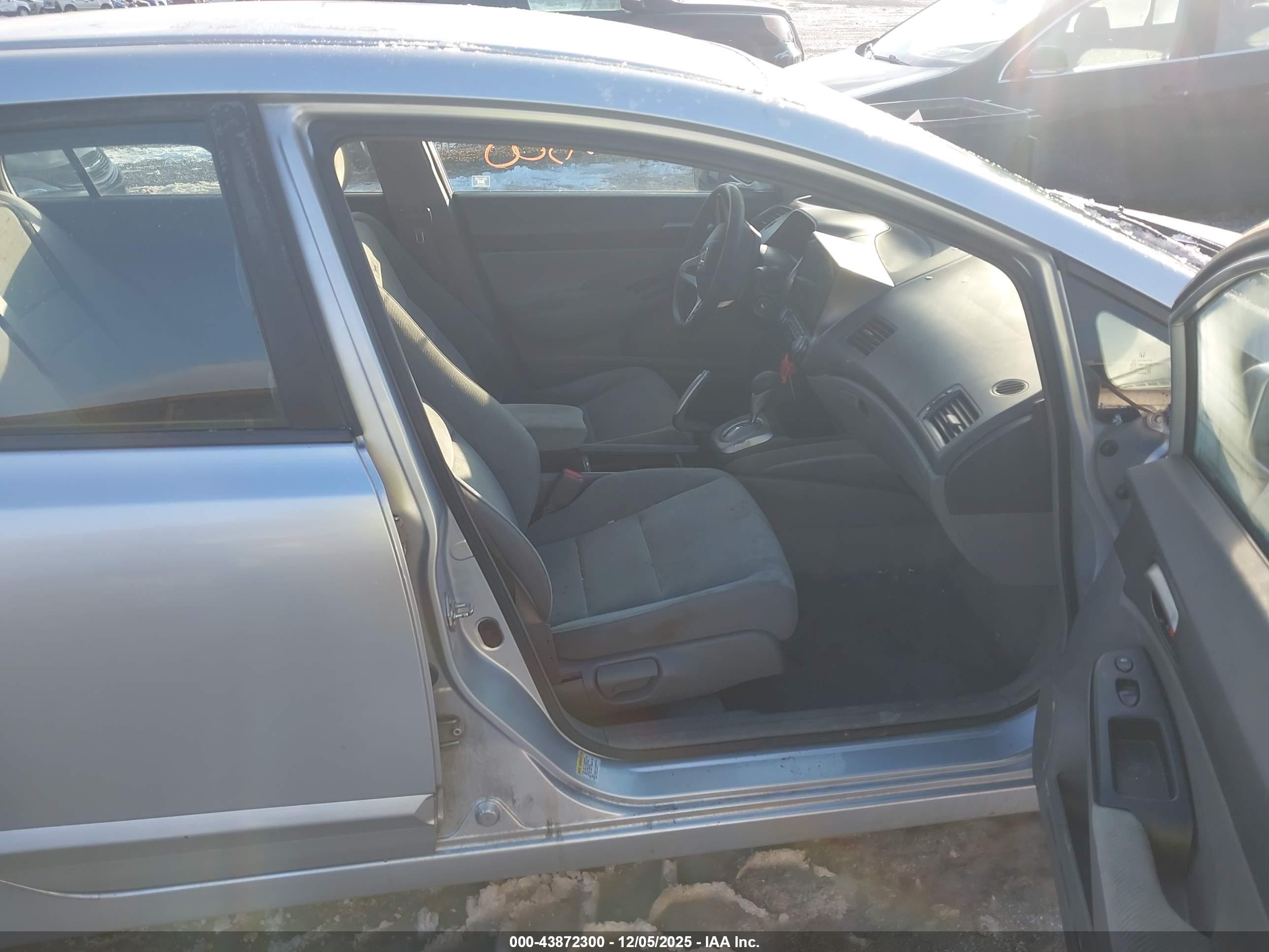 HONDA CIVIC image 5