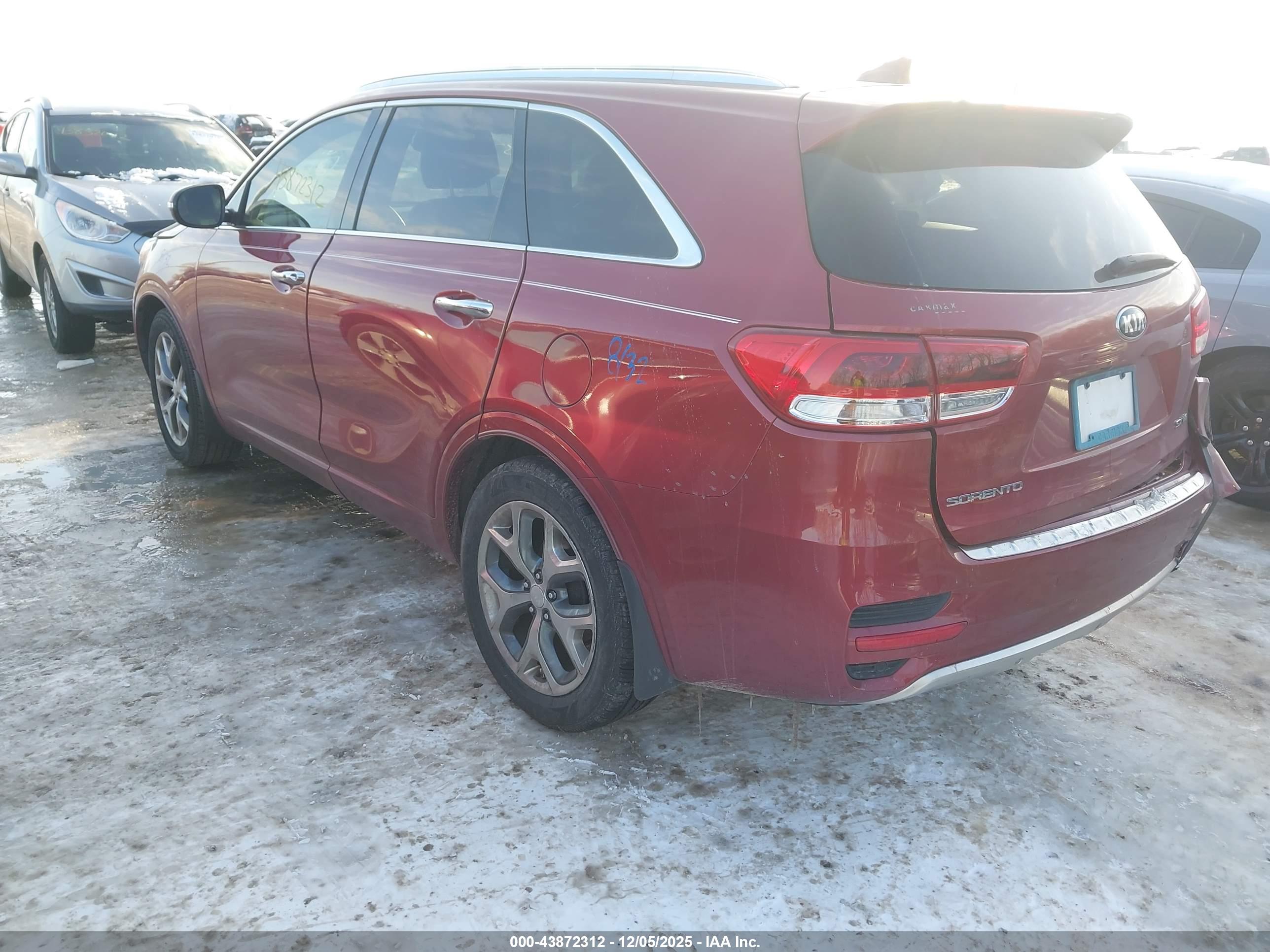 KIA SORENTO image 3