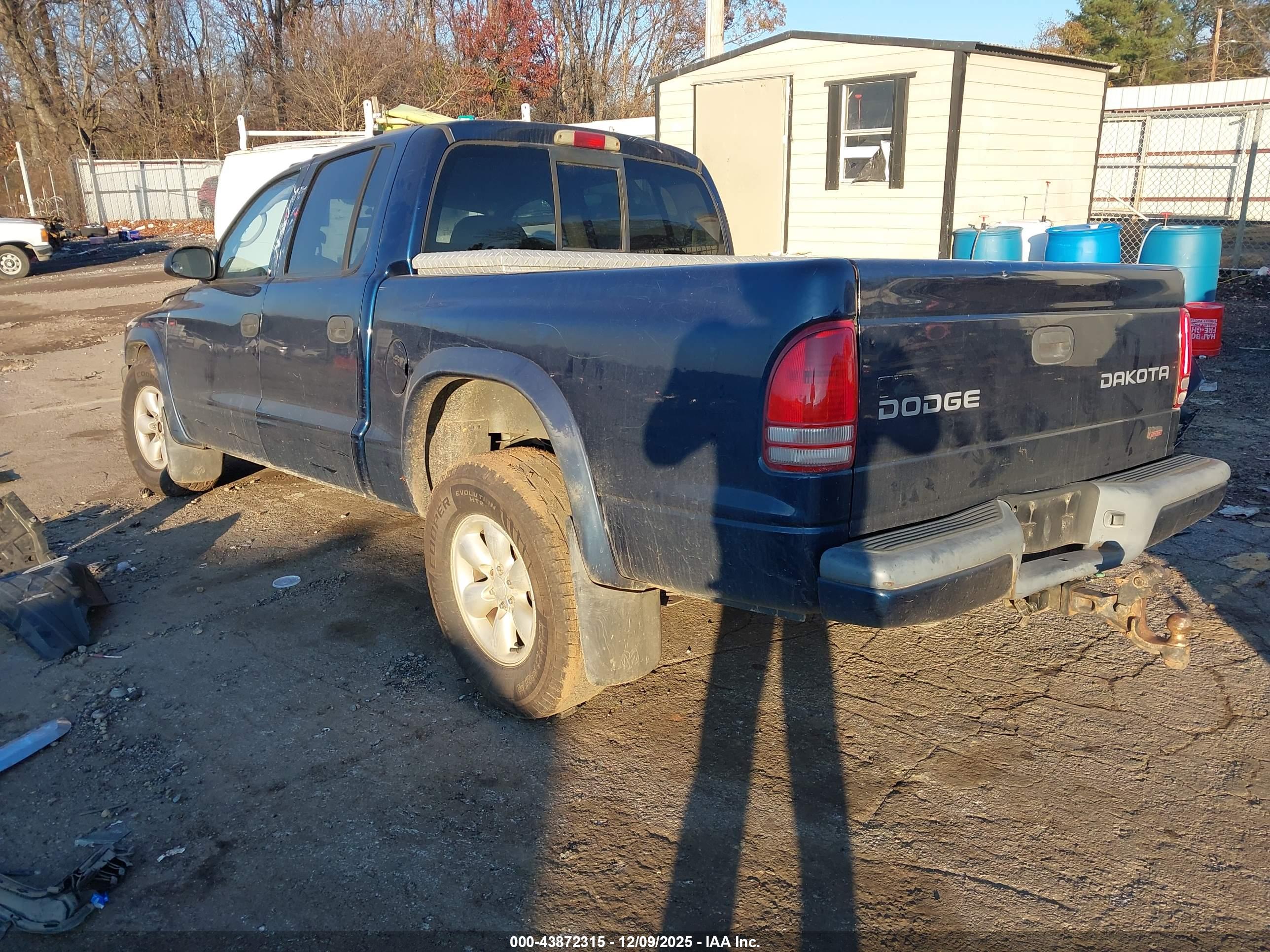 DODGE DAKOTA image 3