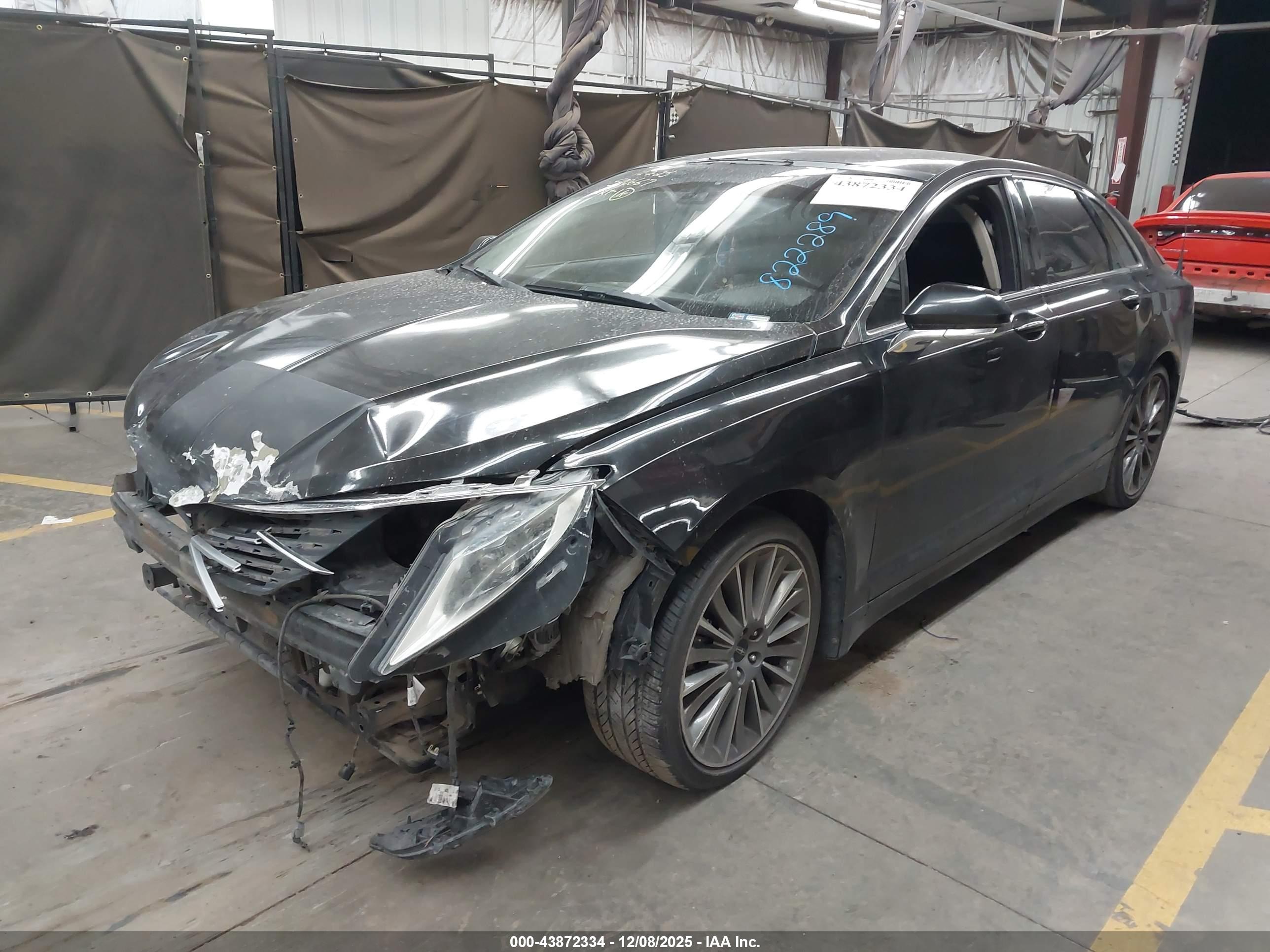 LINCOLN MKZ image 2