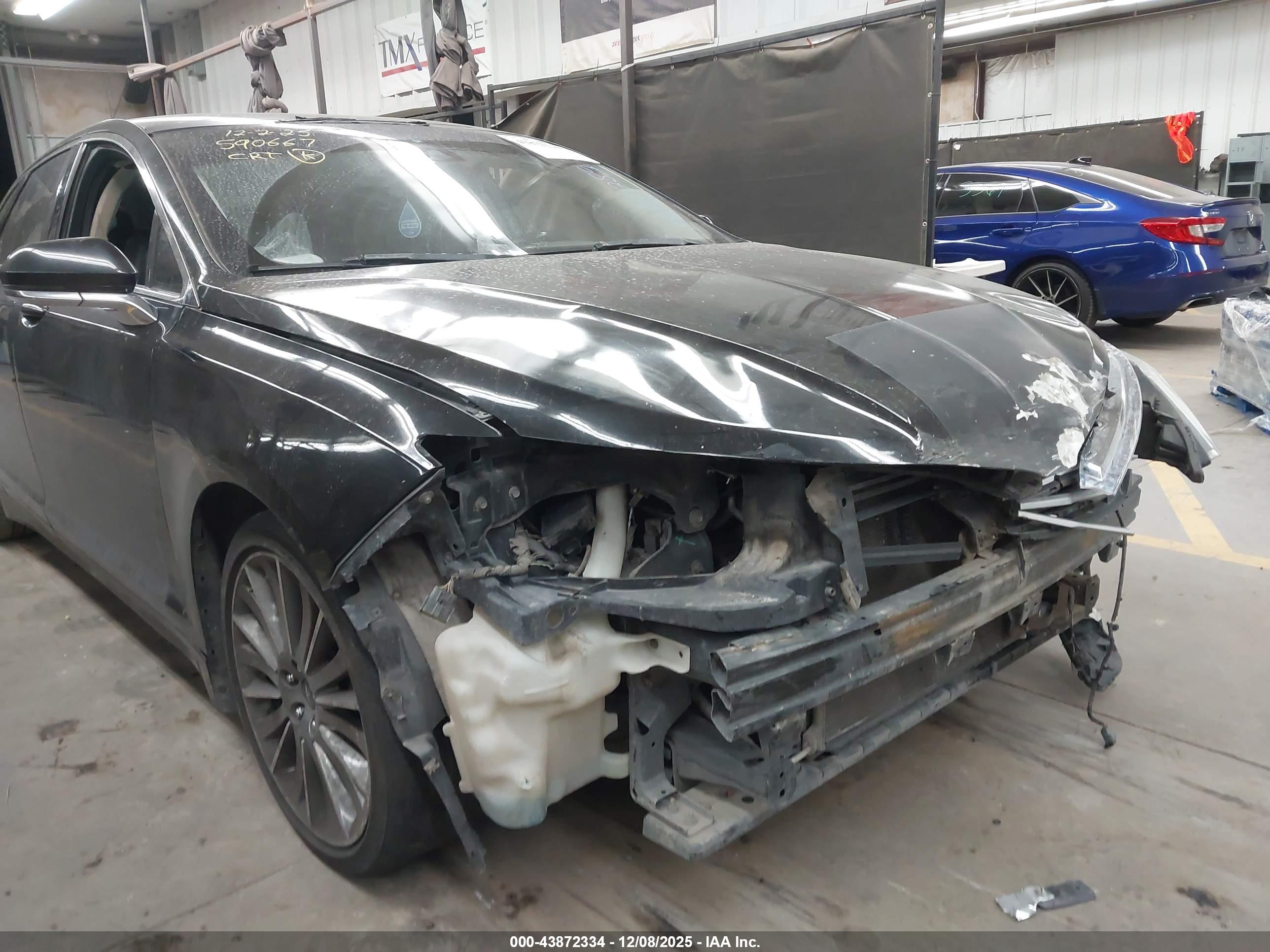 LINCOLN MKZ image 6