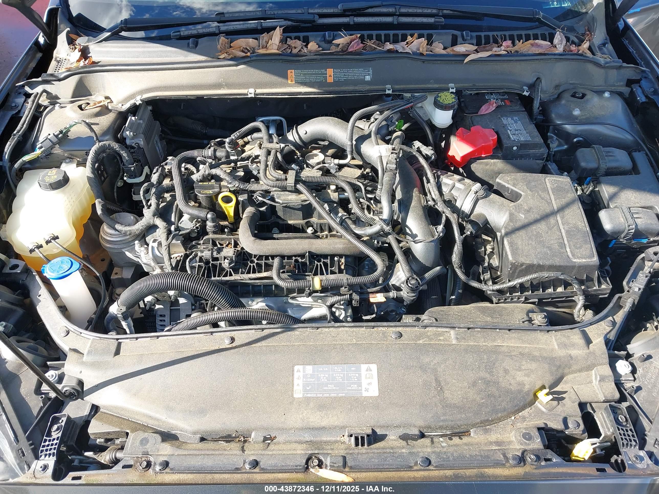FORD FUSION image 10