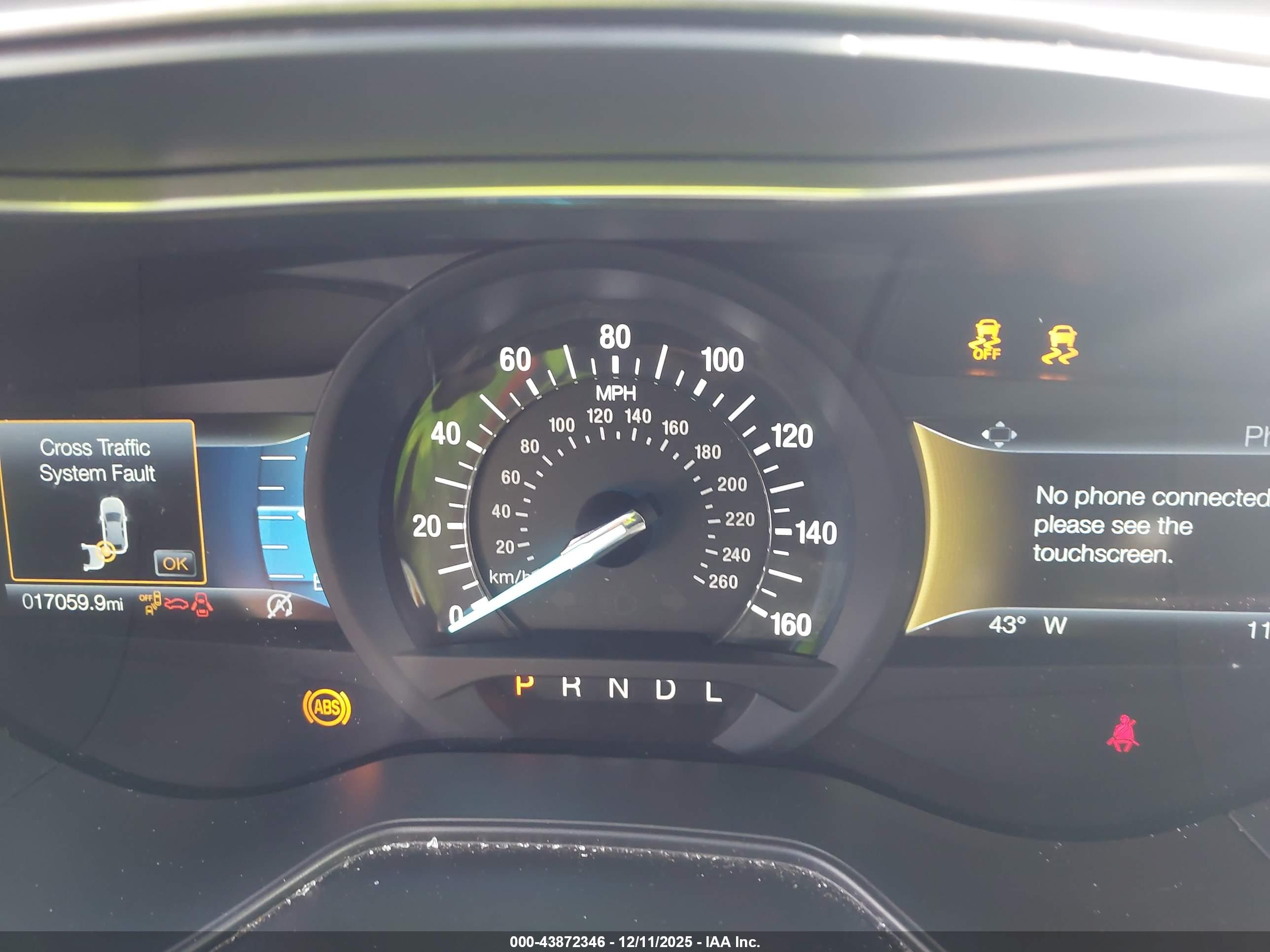 FORD FUSION image 7