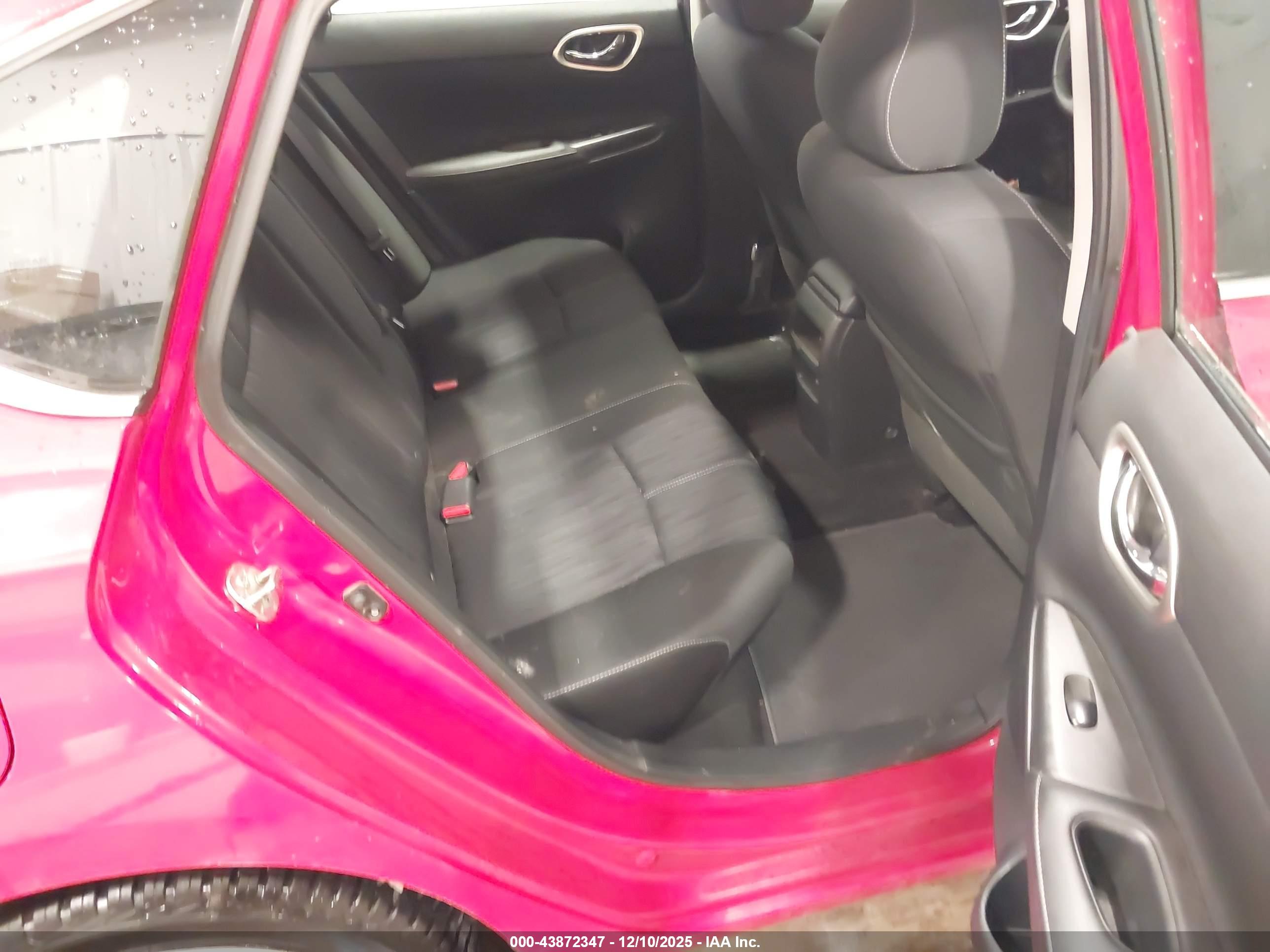 NISSAN SENTRA image 8