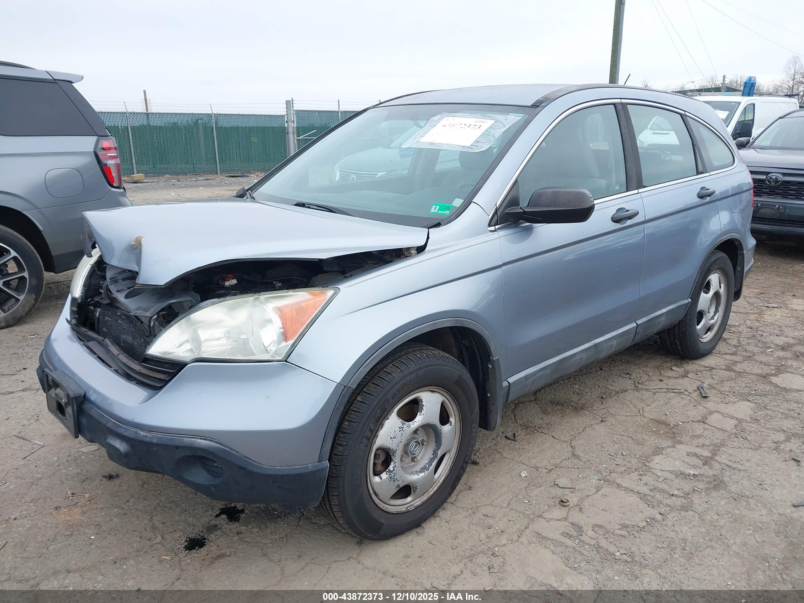HONDA CR-V image 2
