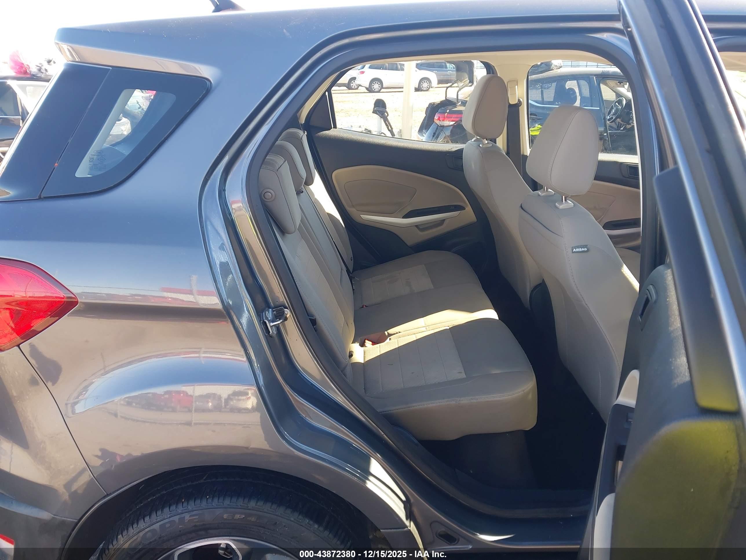 FORD ECOSPORT image 8