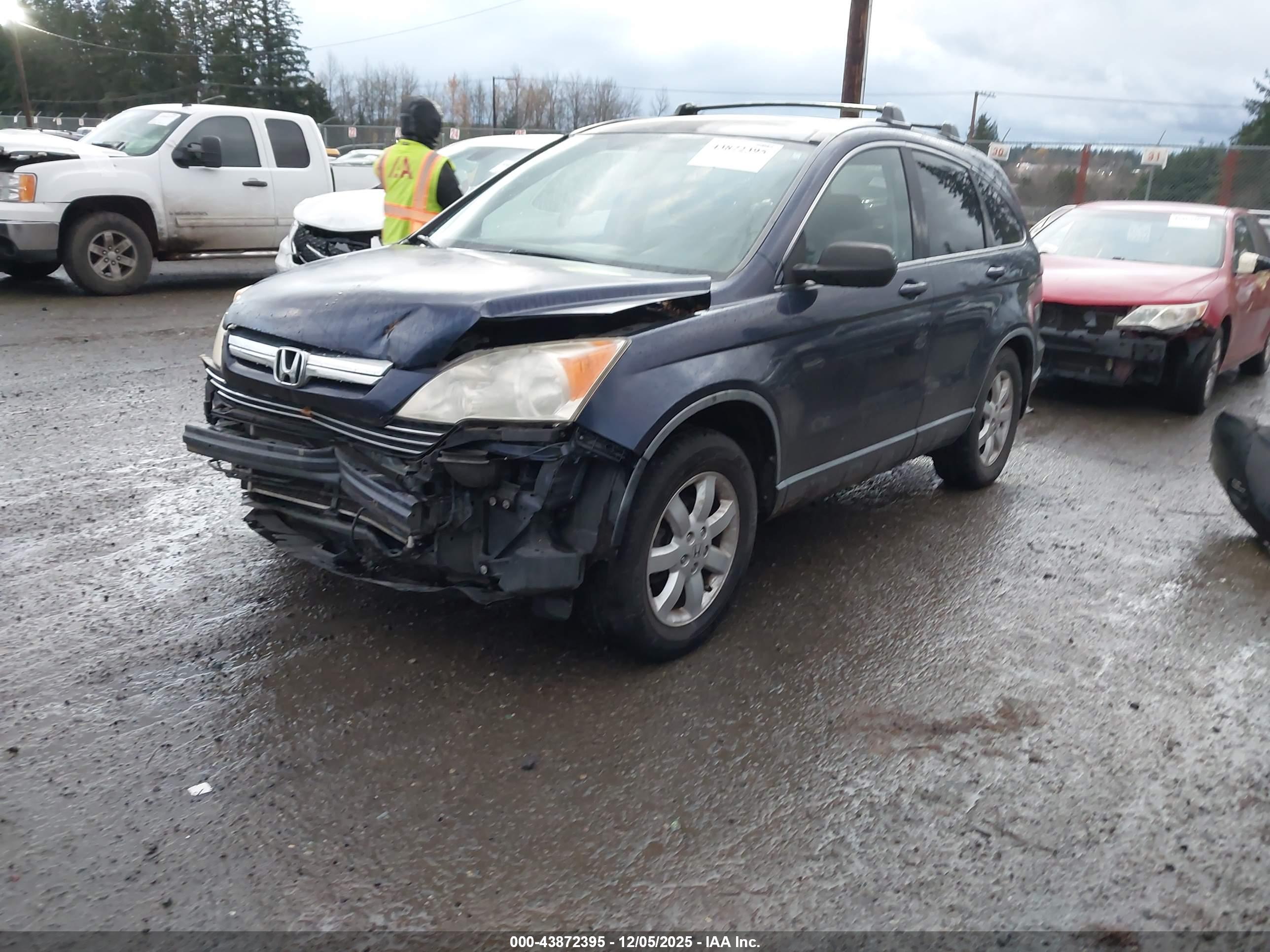 HONDA CR-V image 2