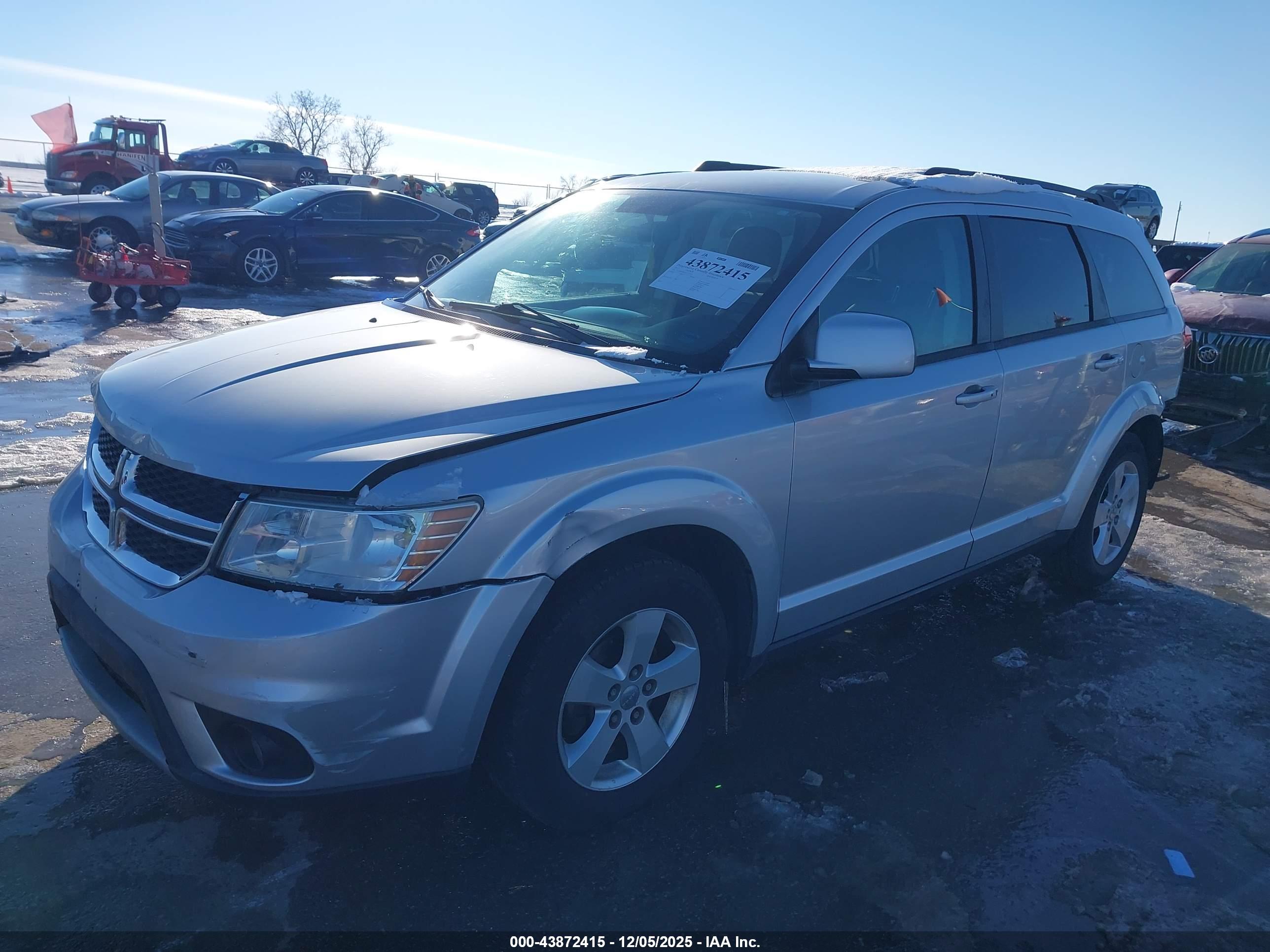 DODGE JOURNEY image 2