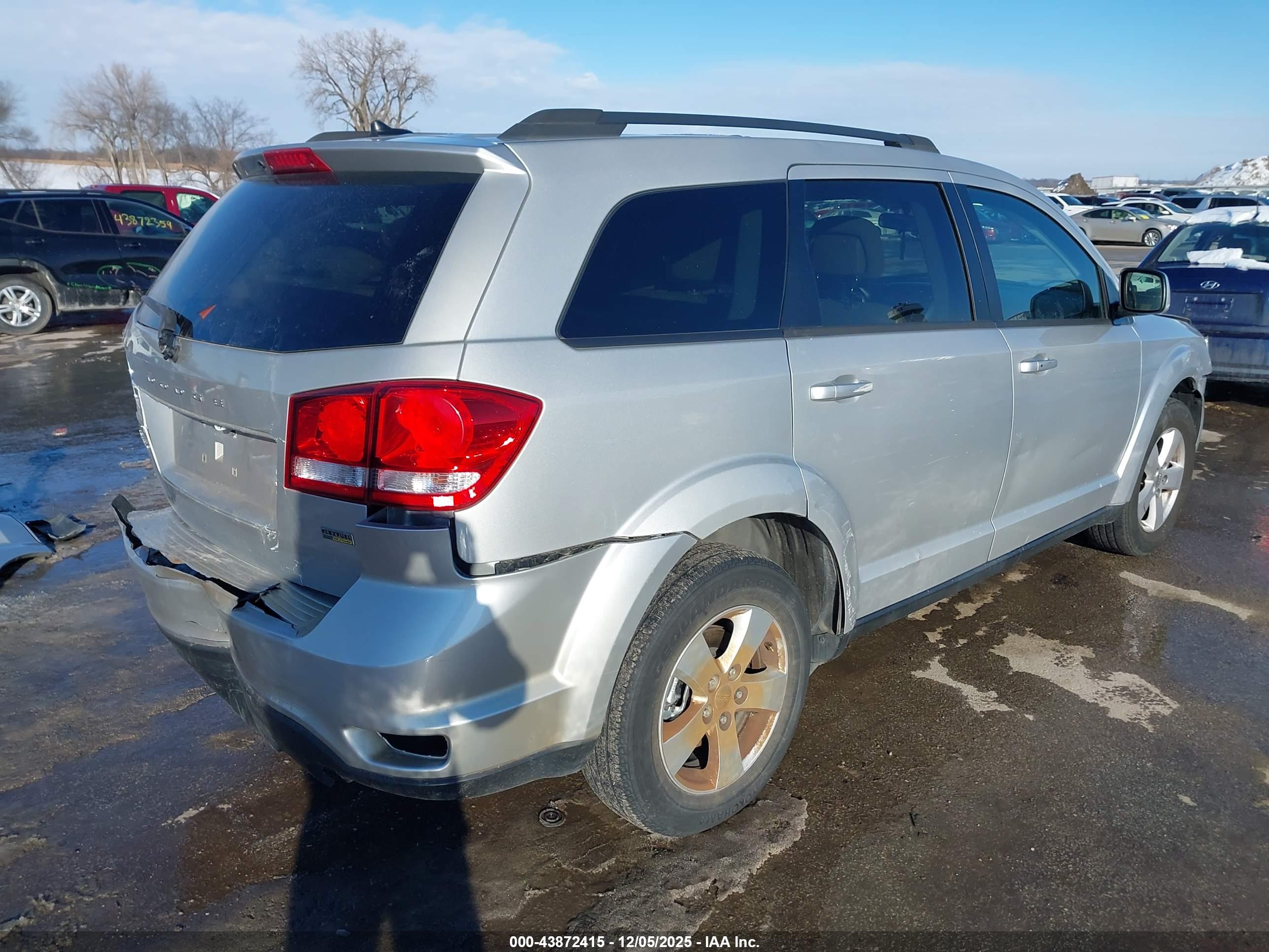 DODGE JOURNEY image 4