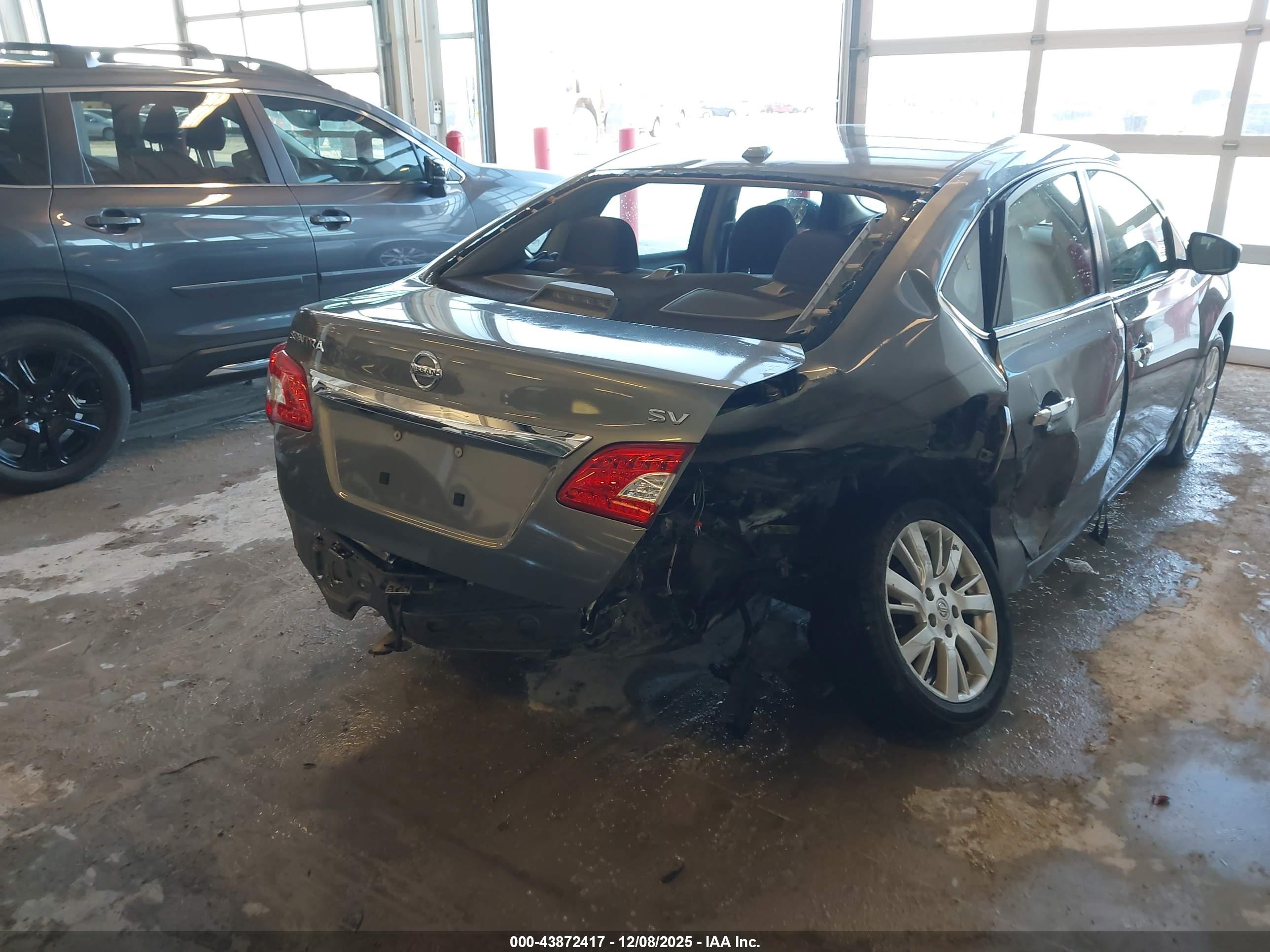 NISSAN SENTRA image 4