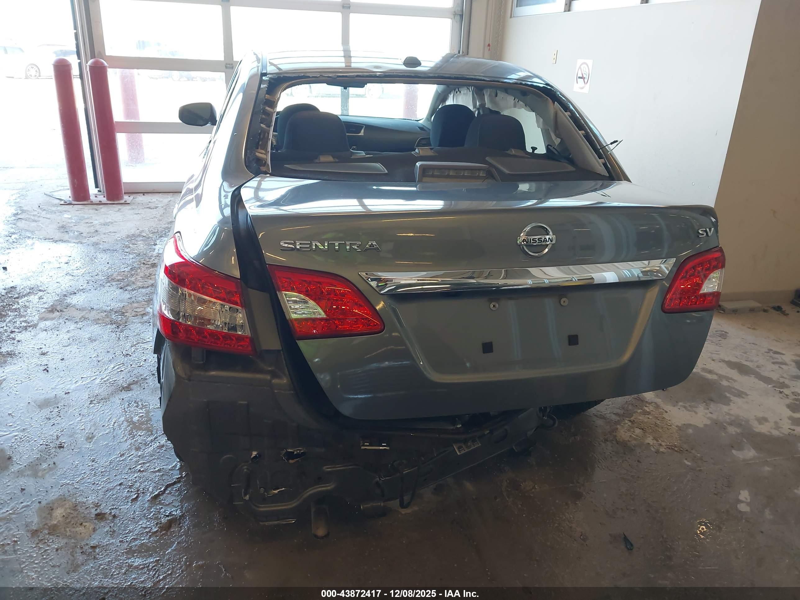 NISSAN SENTRA image 6