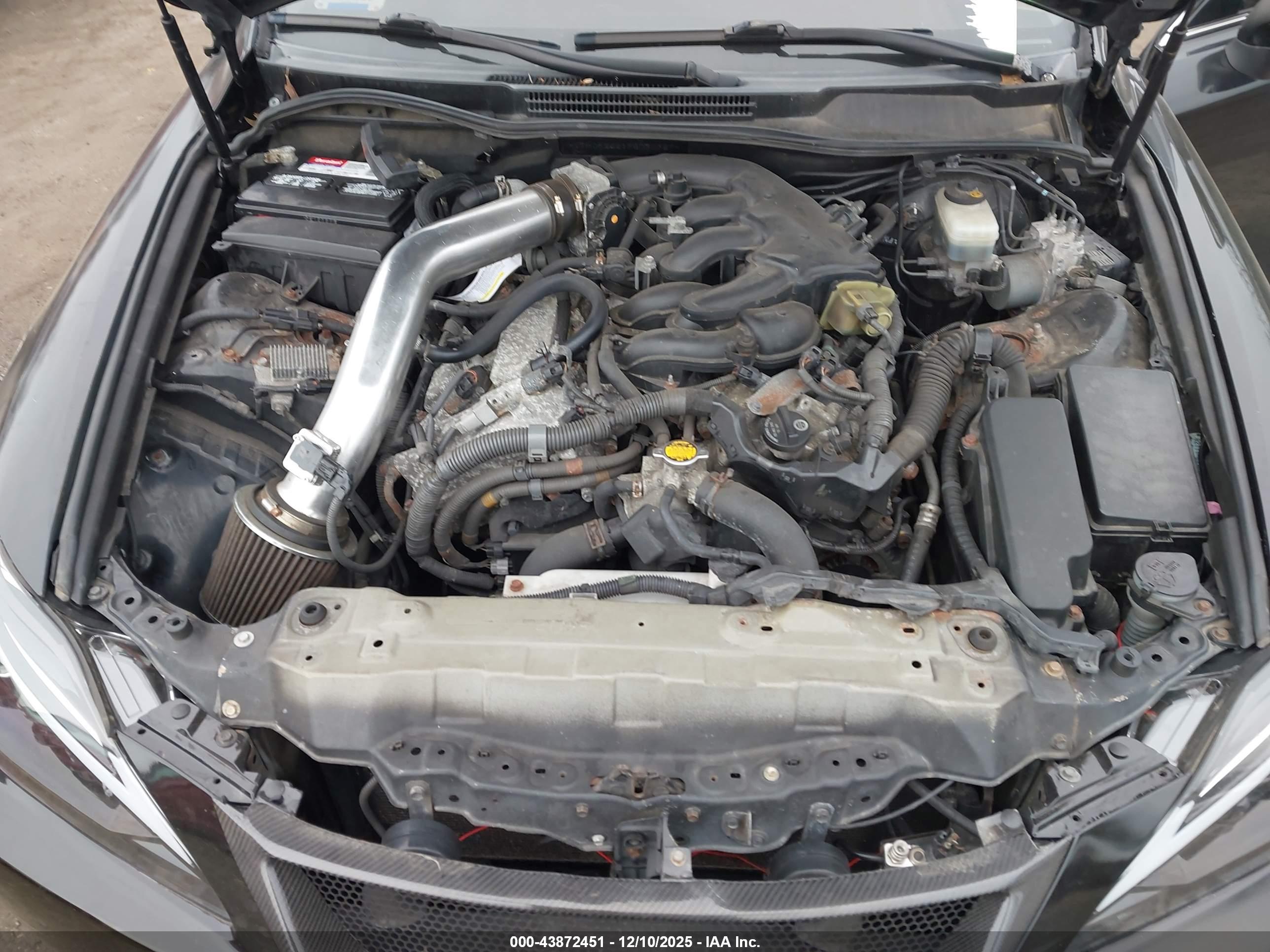 LEXUS IS image 10