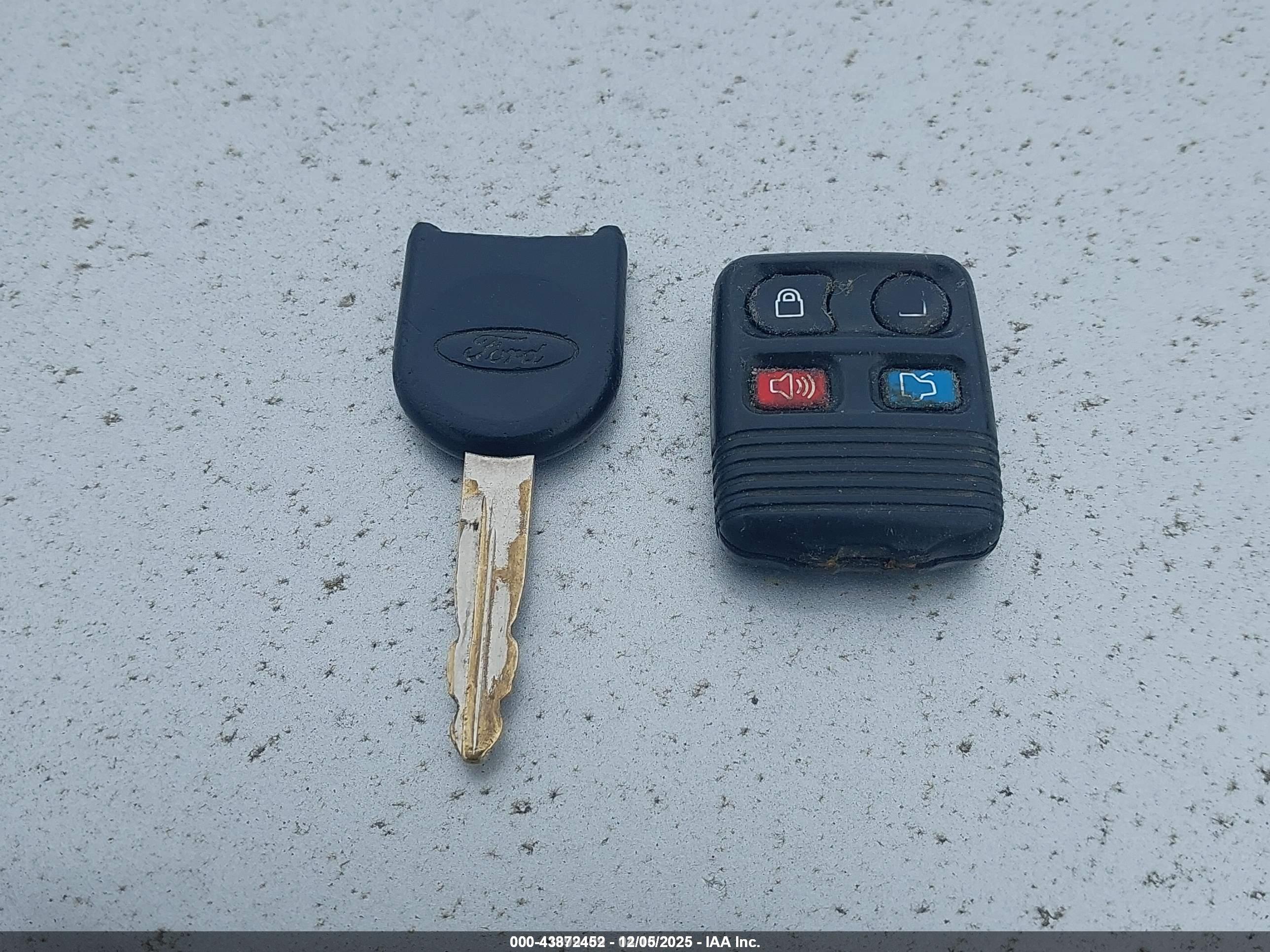 FORD FOCUS image 11