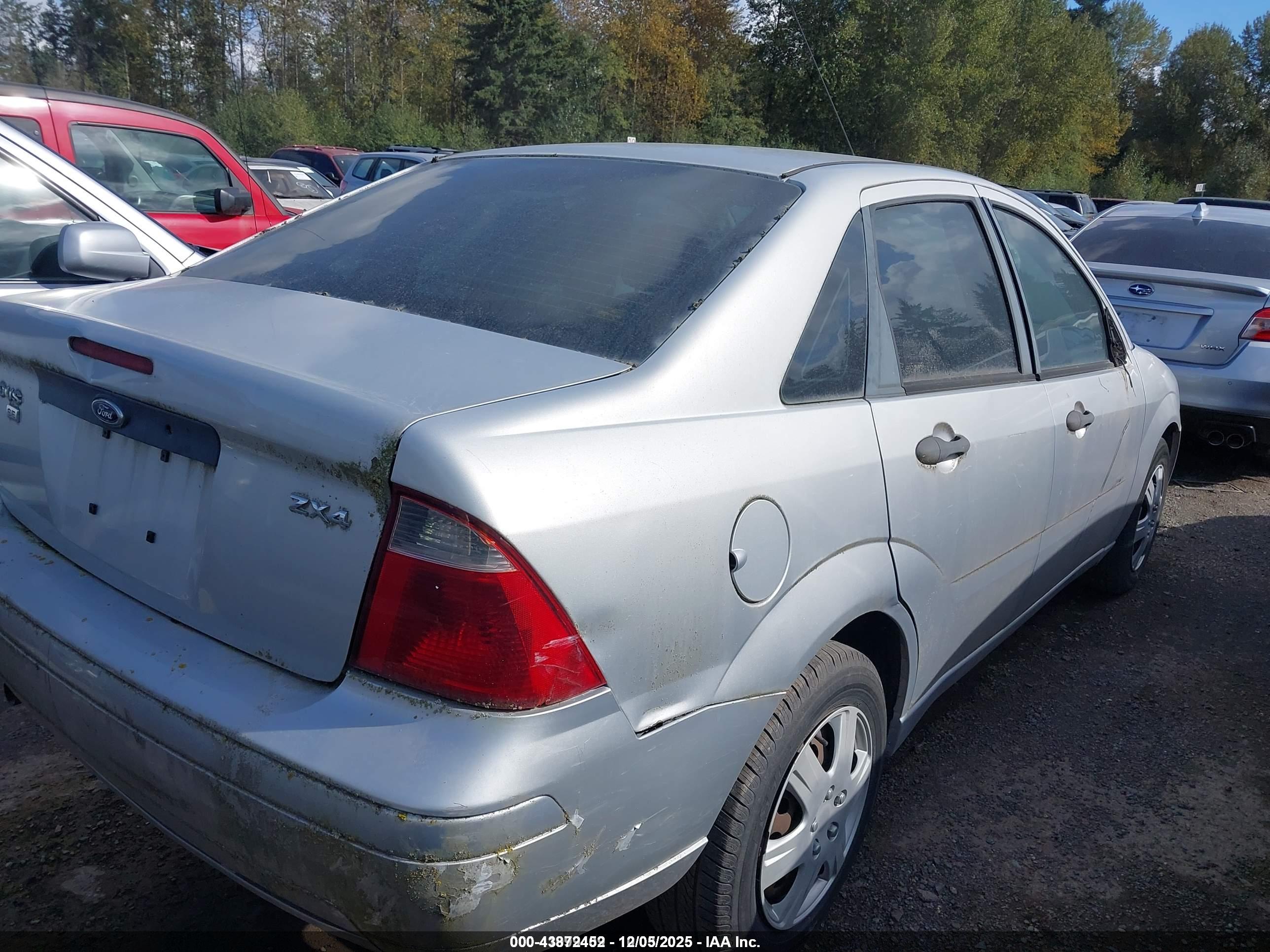 FORD FOCUS image 4