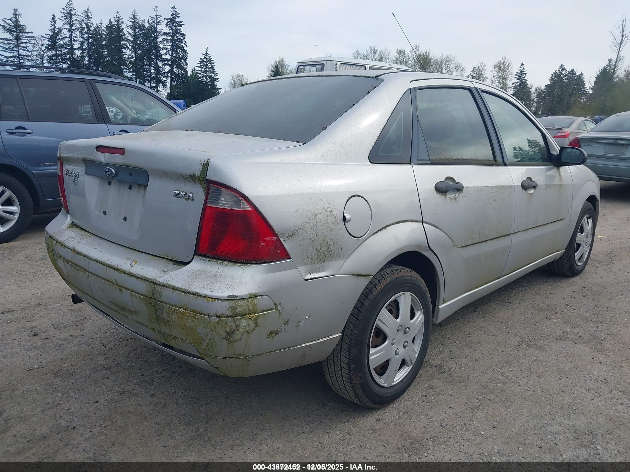 FORD FOCUS image 6