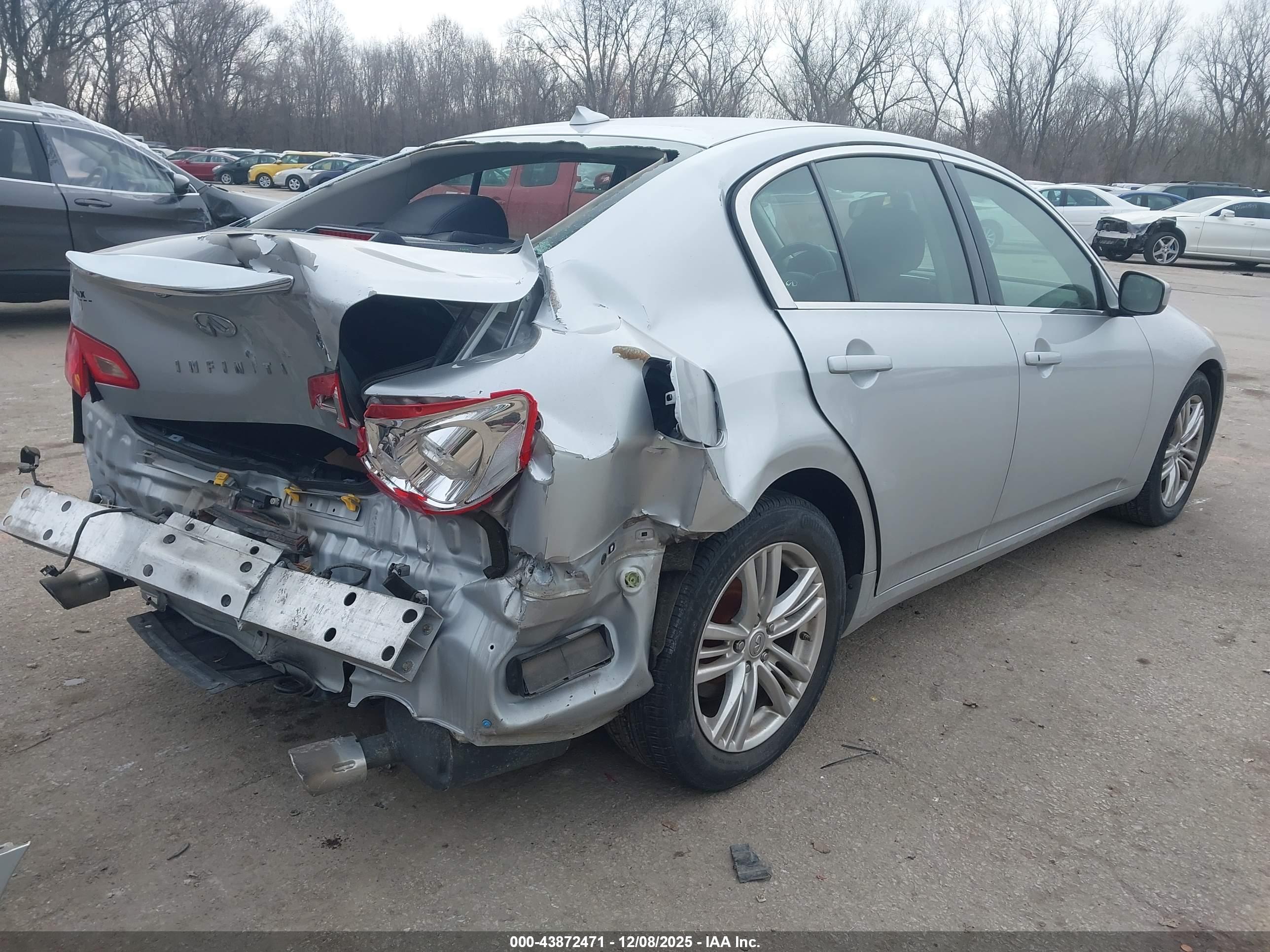 INFINITI G37X image 4