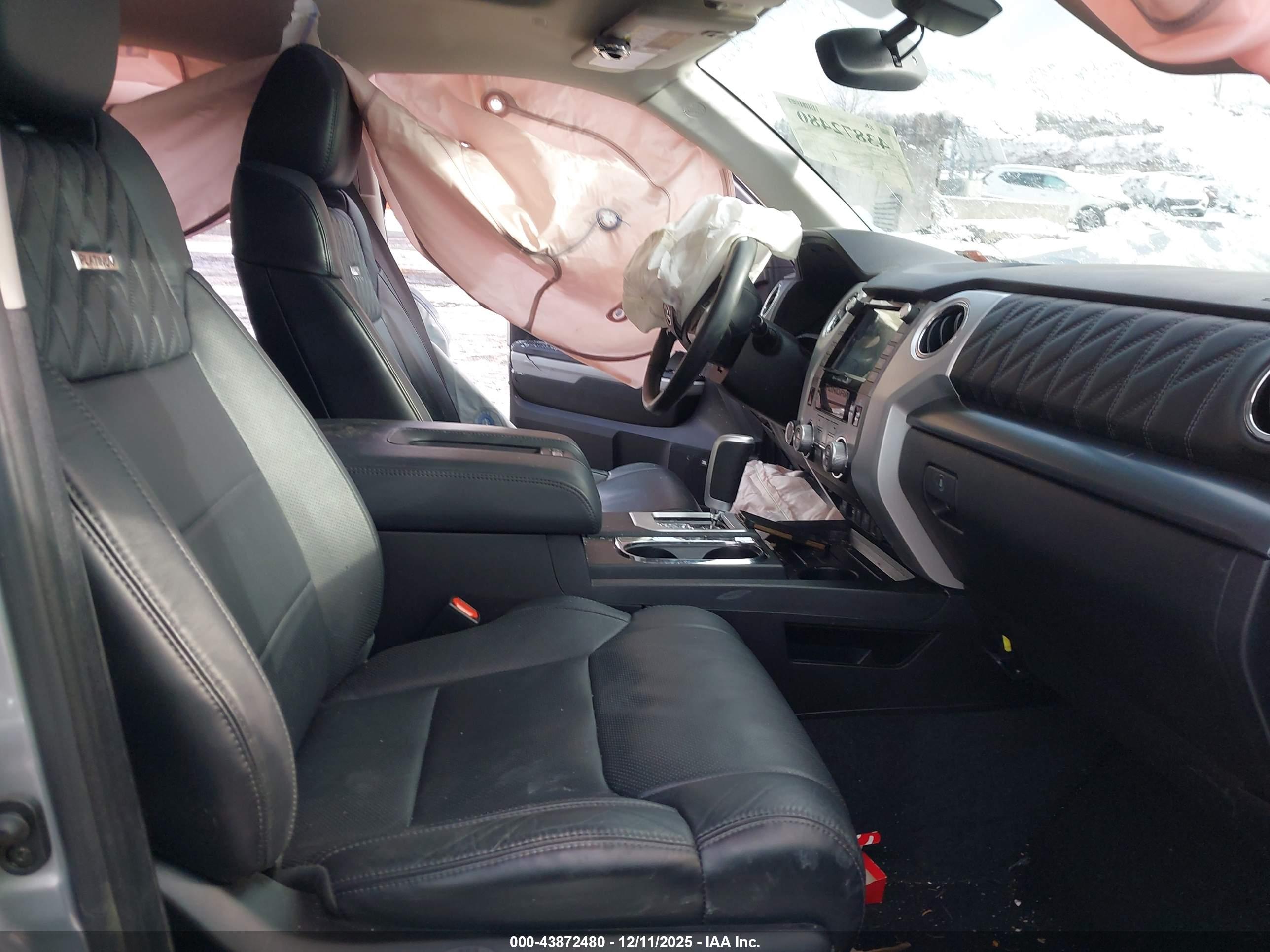 TOYOTA TUNDRA image 5
