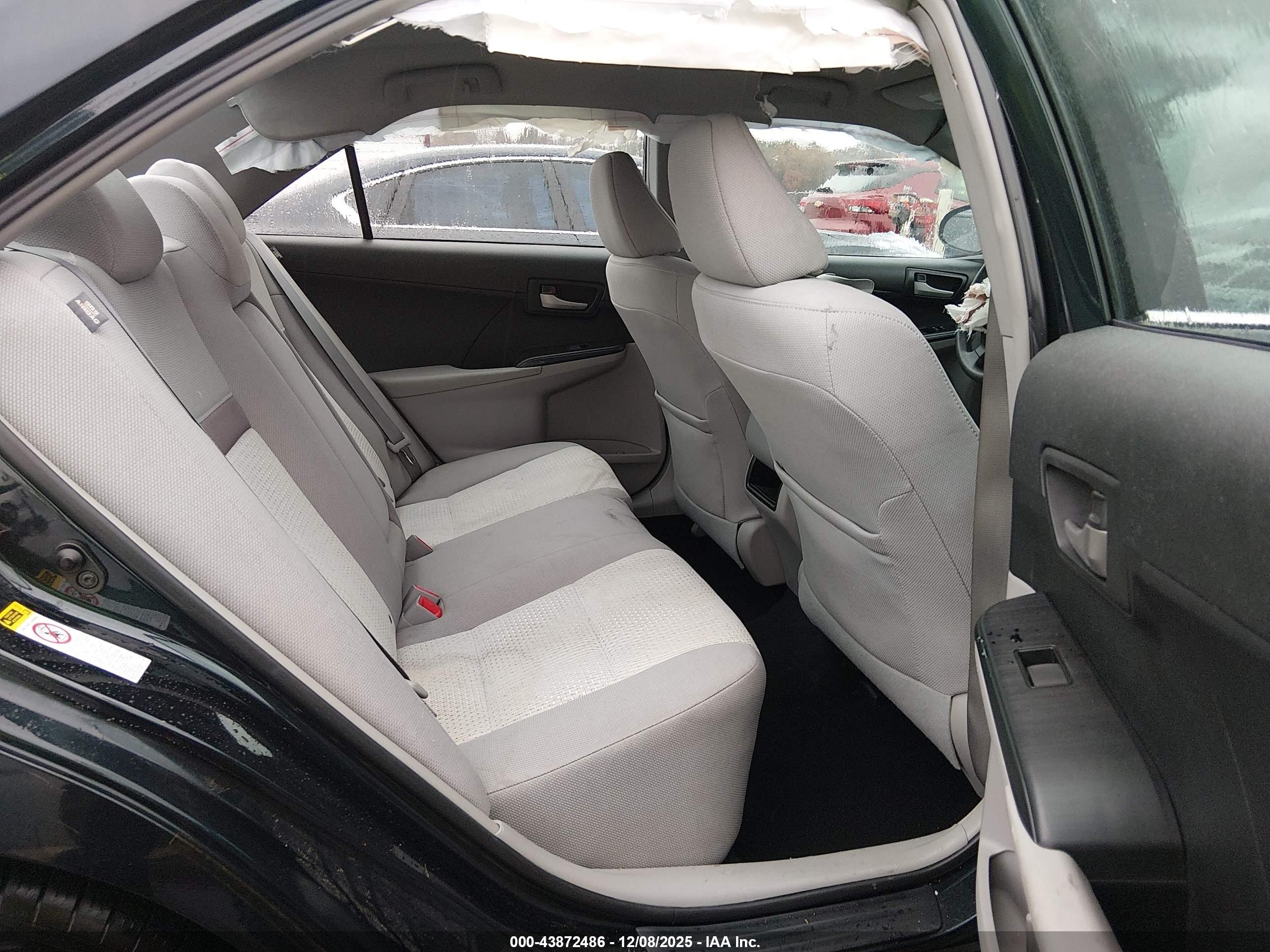 TOYOTA CAMRY image 8