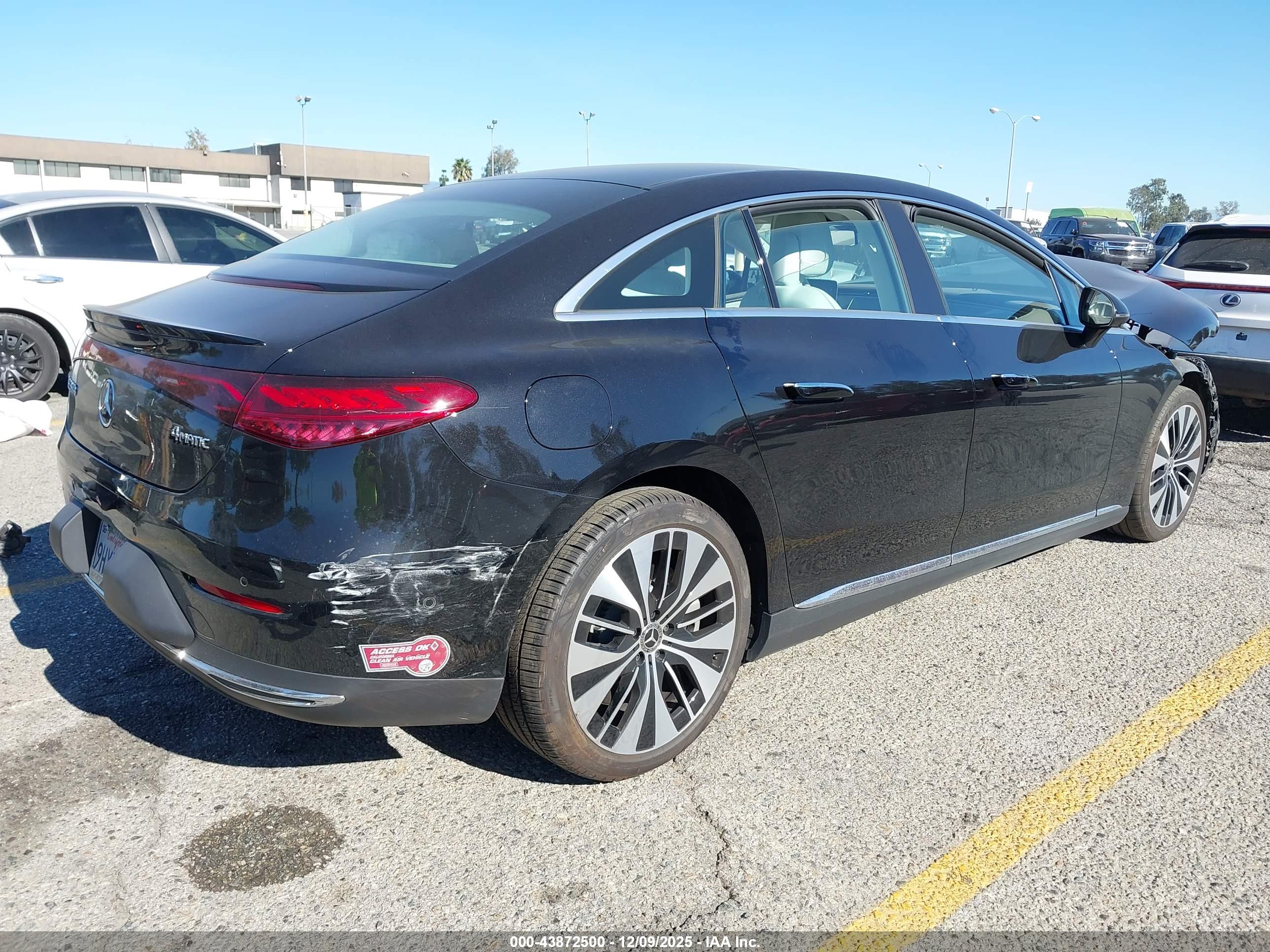 MERCEDES-BENZ EQE image 4