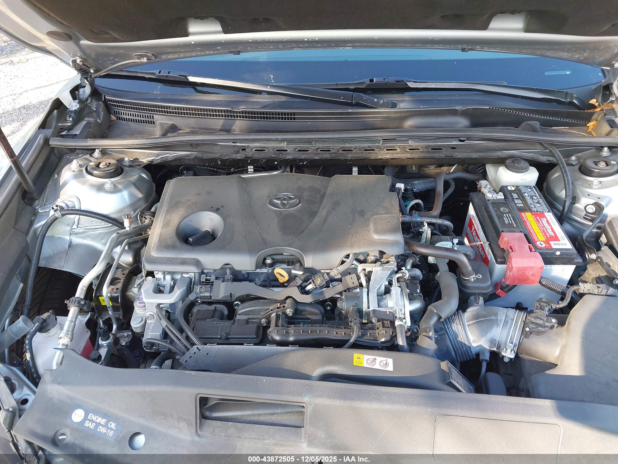 TOYOTA CAMRY image 10