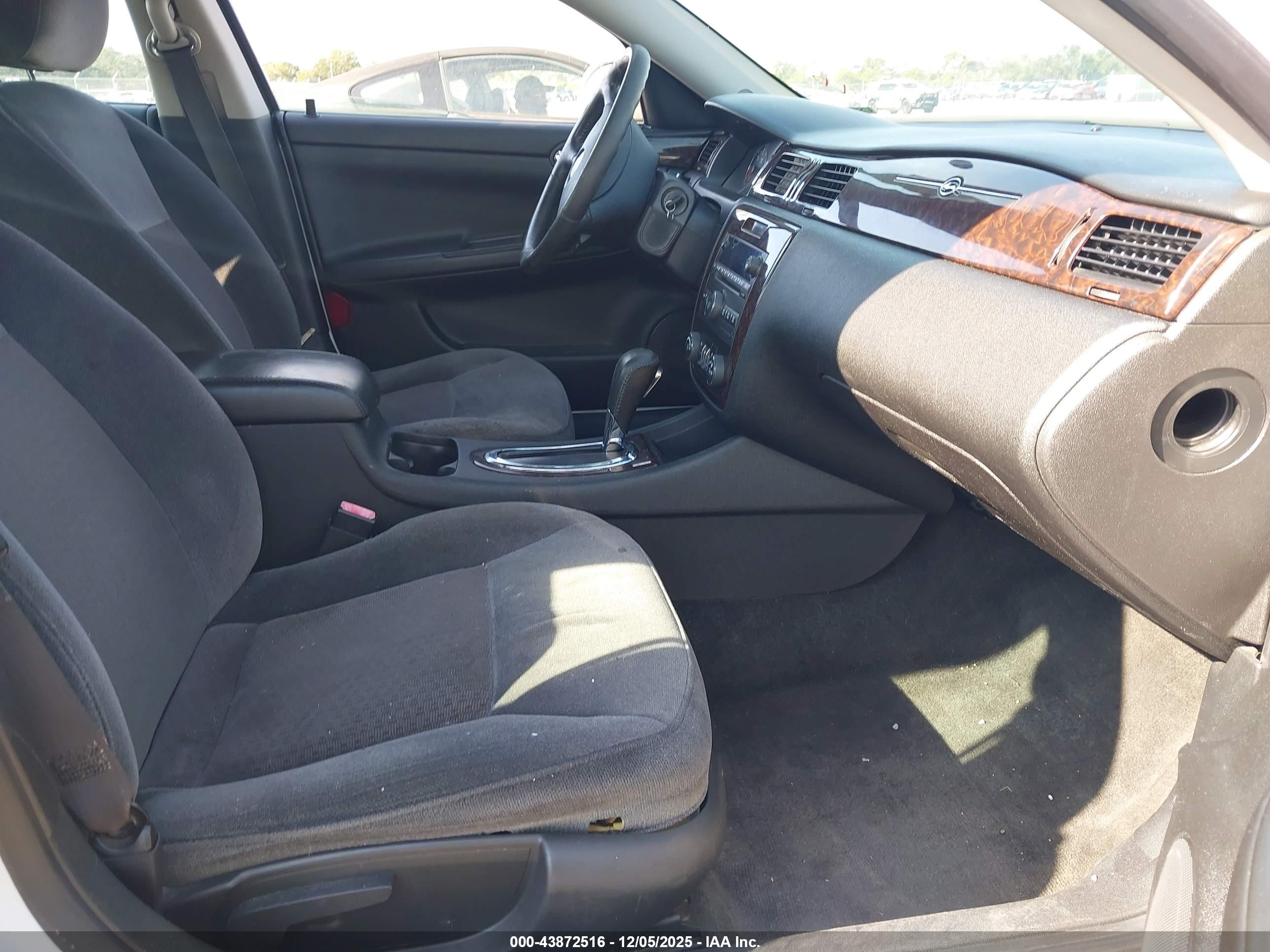CHEVROLET IMPALA image 5
