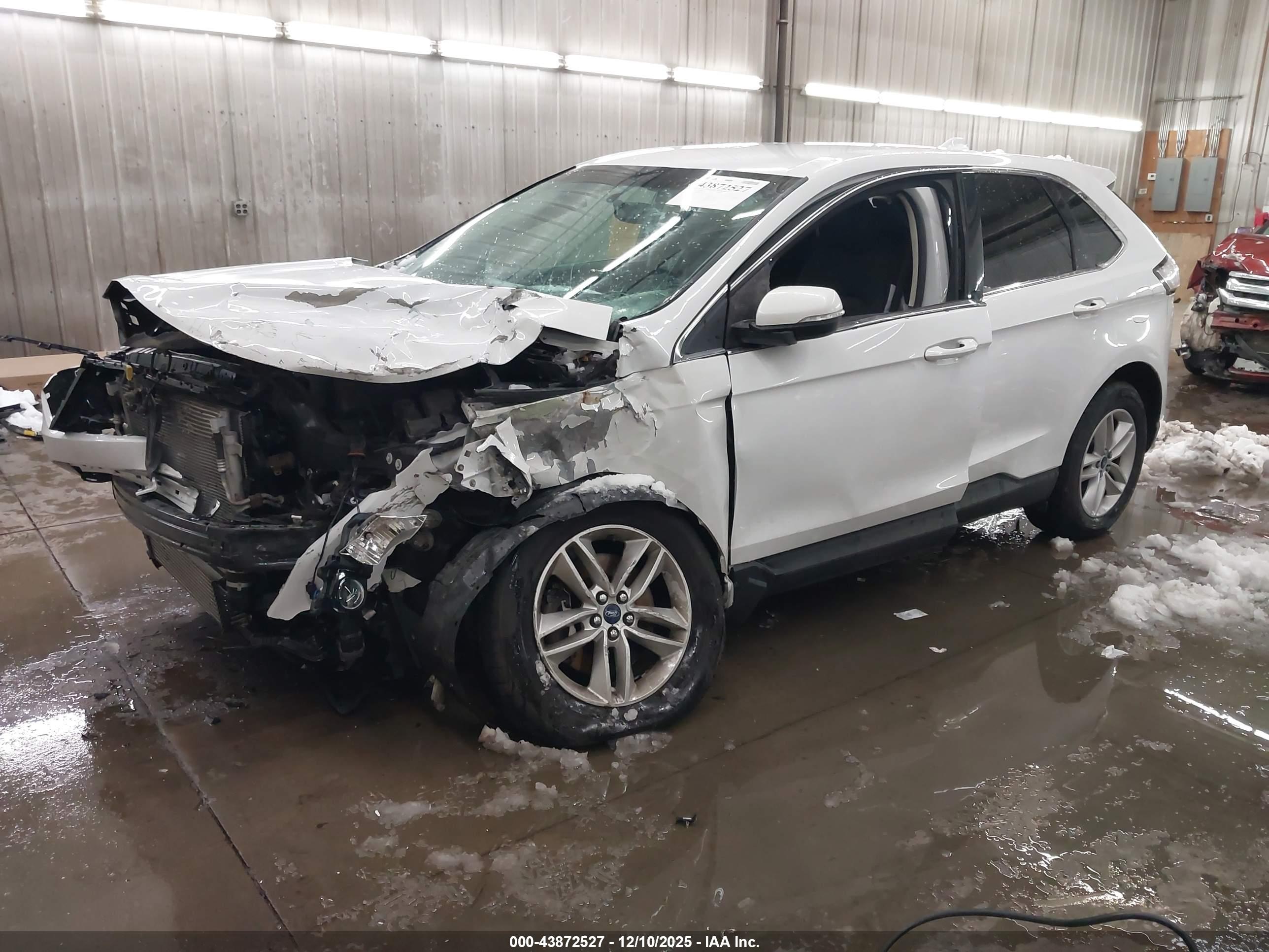 FORD EDGE image 2