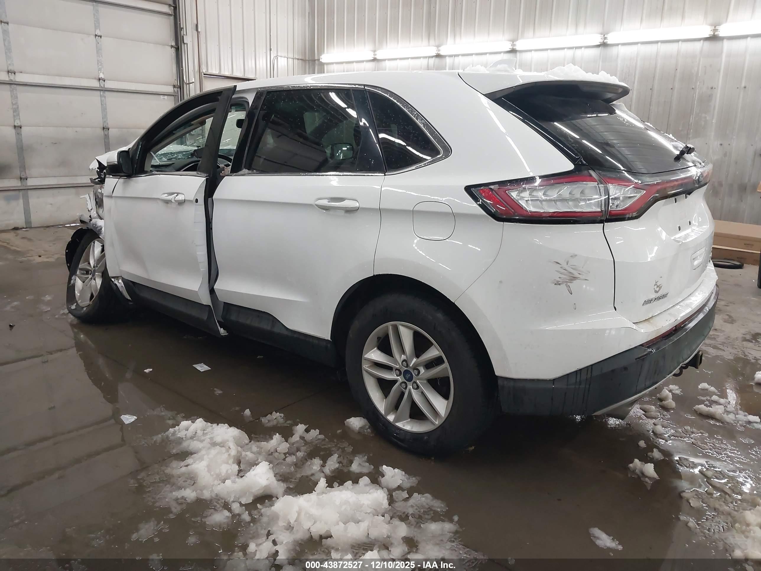 FORD EDGE image 3
