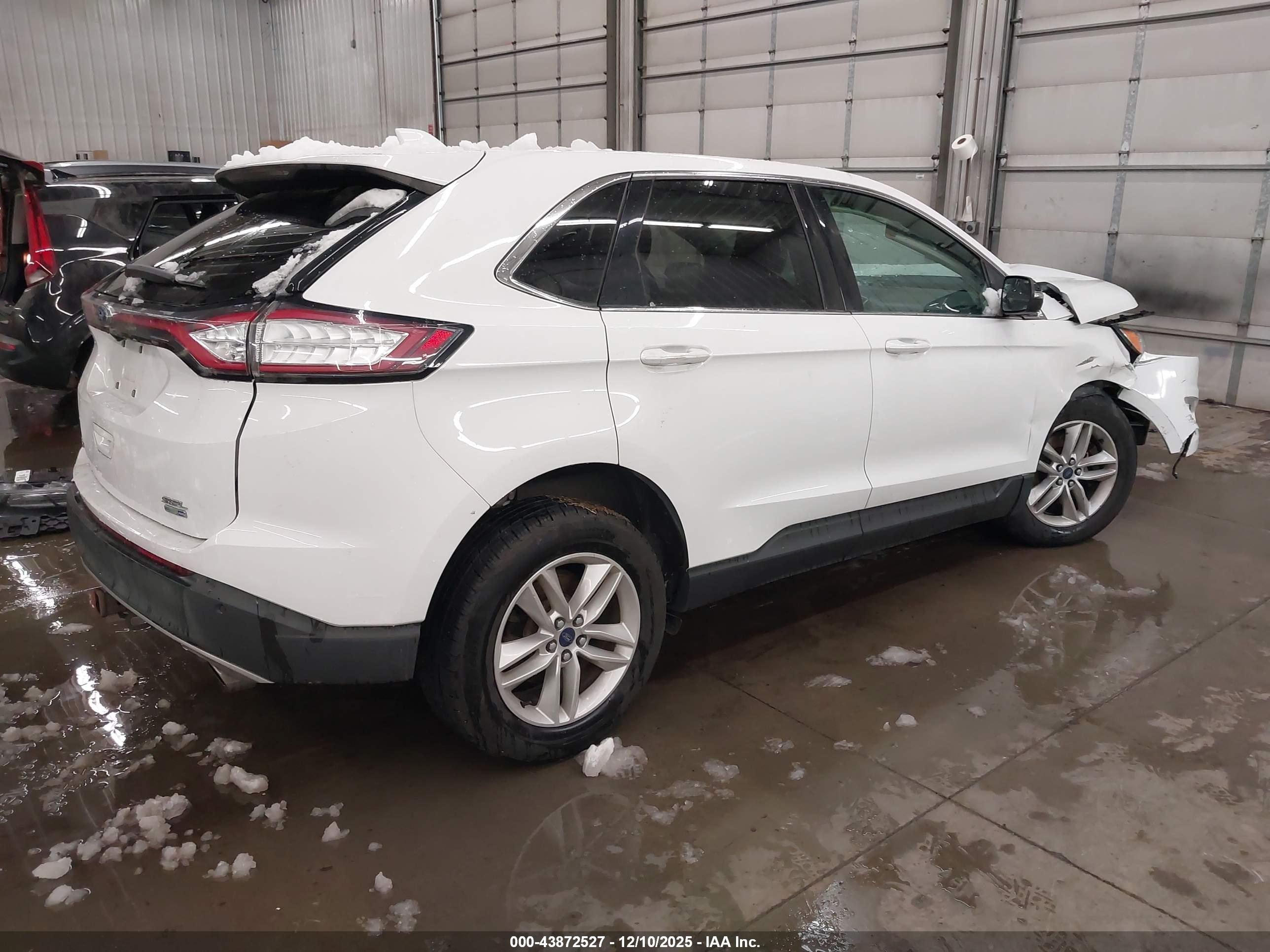 FORD EDGE image 4