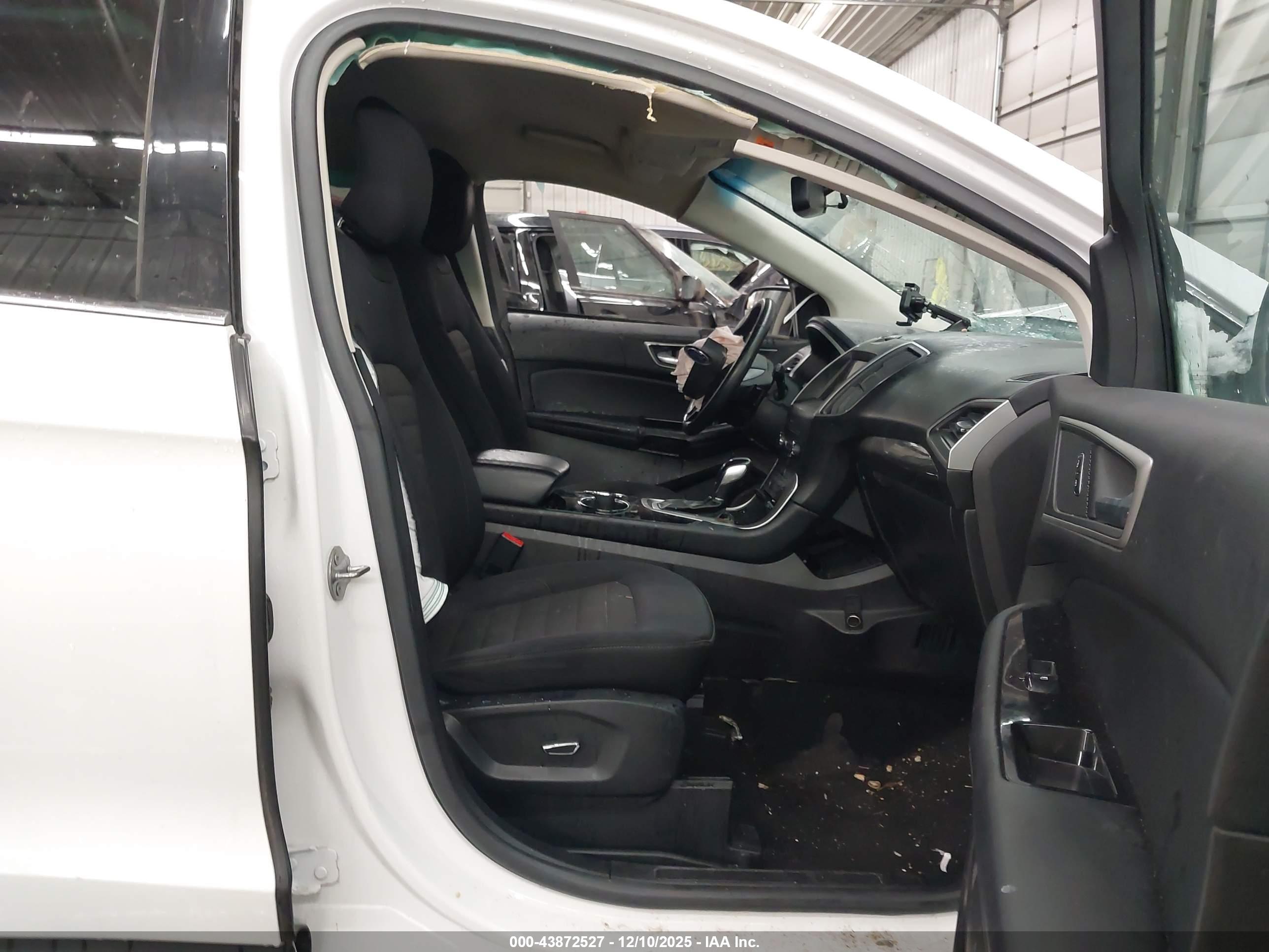 FORD EDGE image 5
