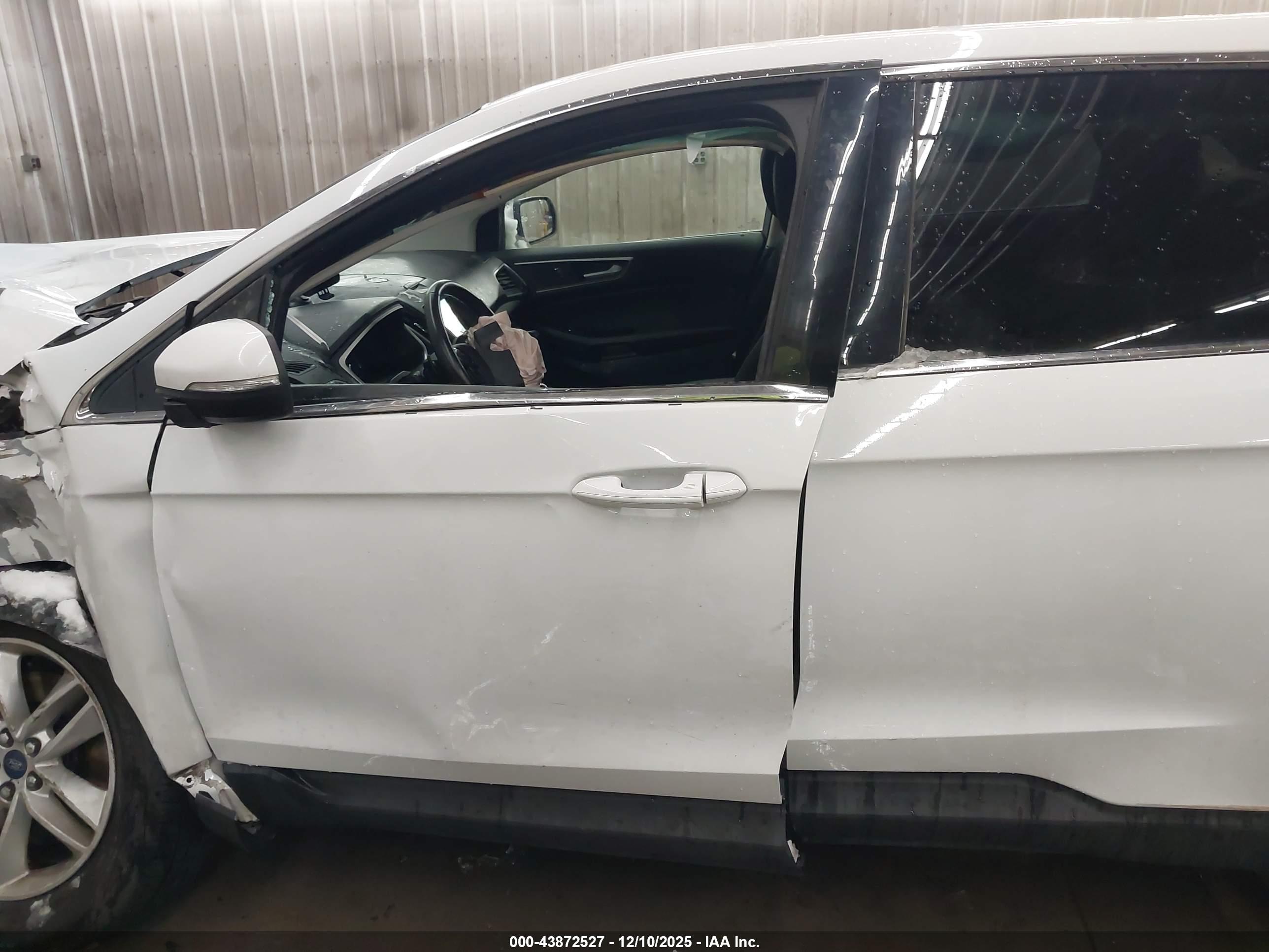 FORD EDGE image 6