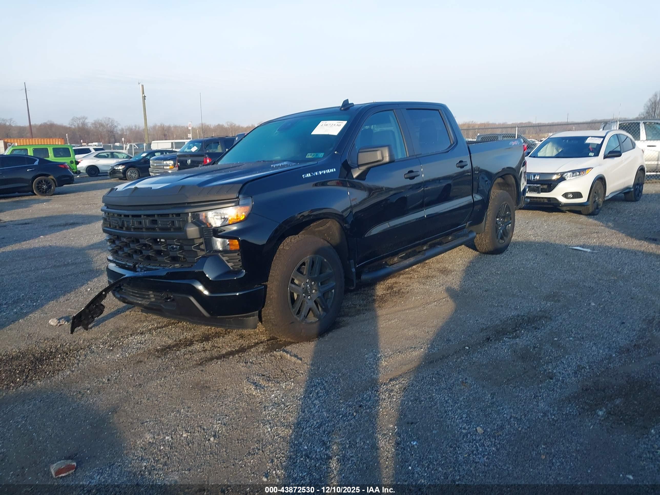 CHEVROLET SILVERADO image 2