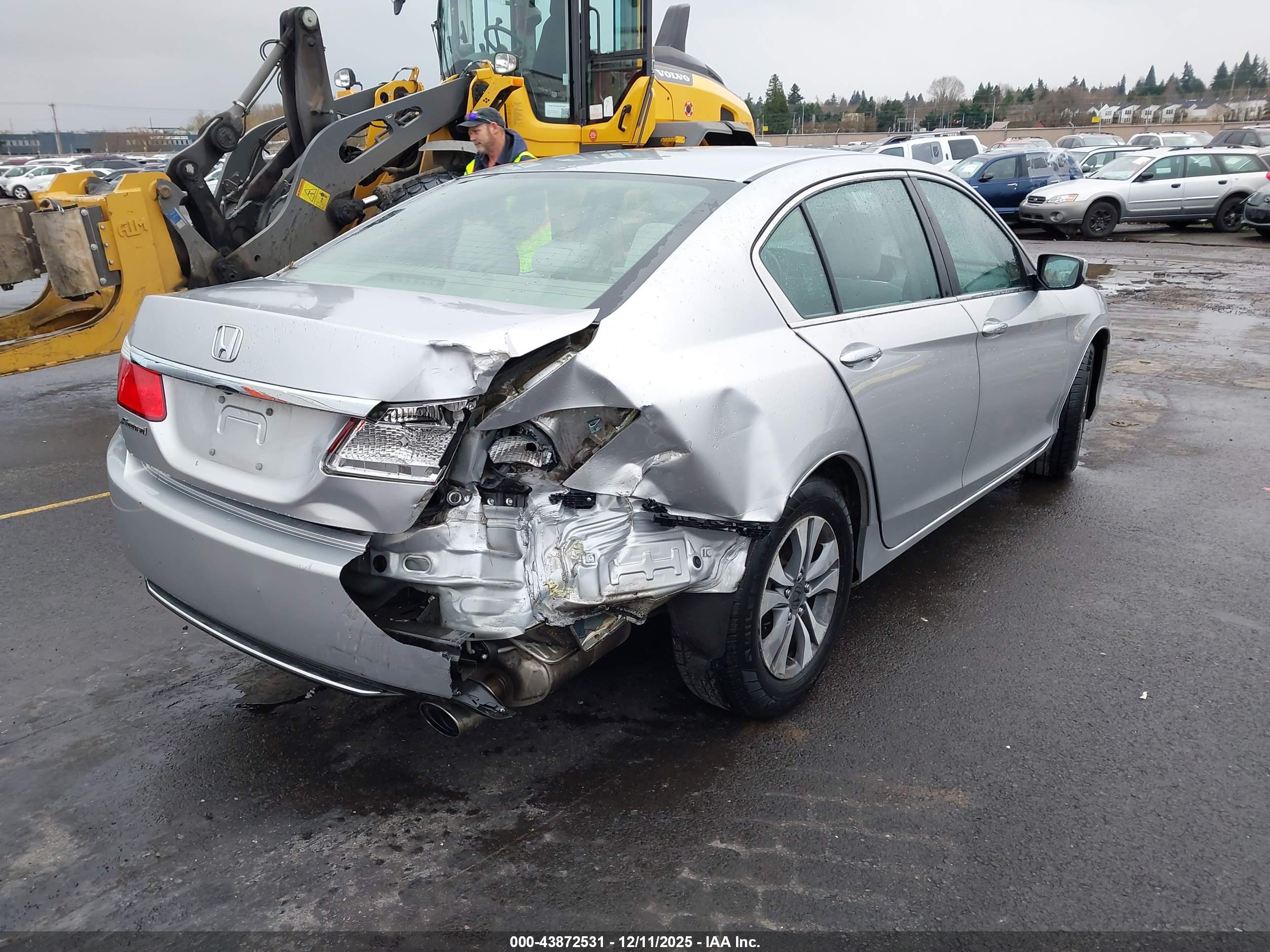 HONDA ACCORD image 4