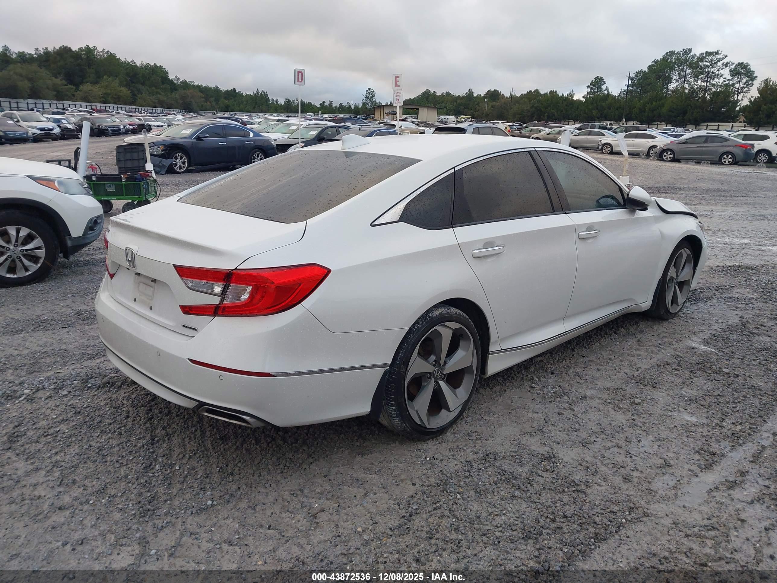HONDA ACCORD image 4