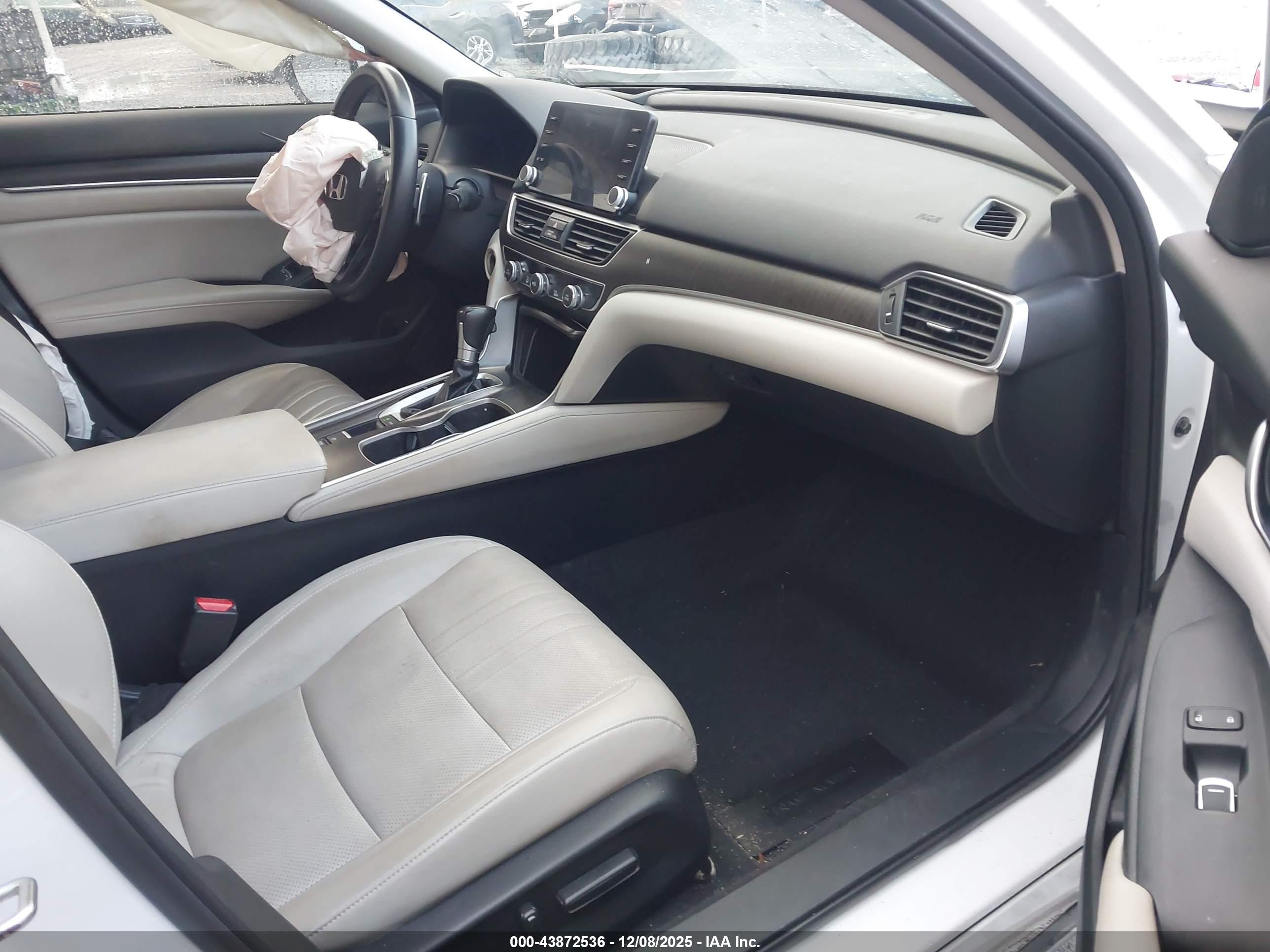 HONDA ACCORD image 5