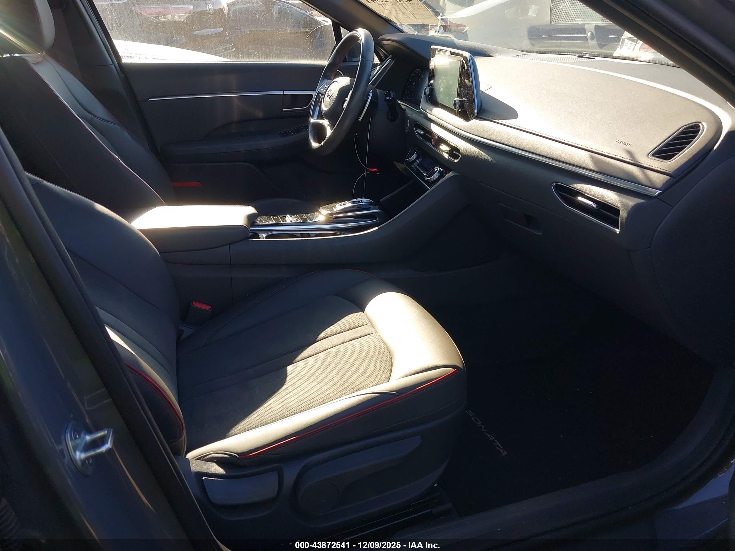 HYUNDAI SONATA image 5