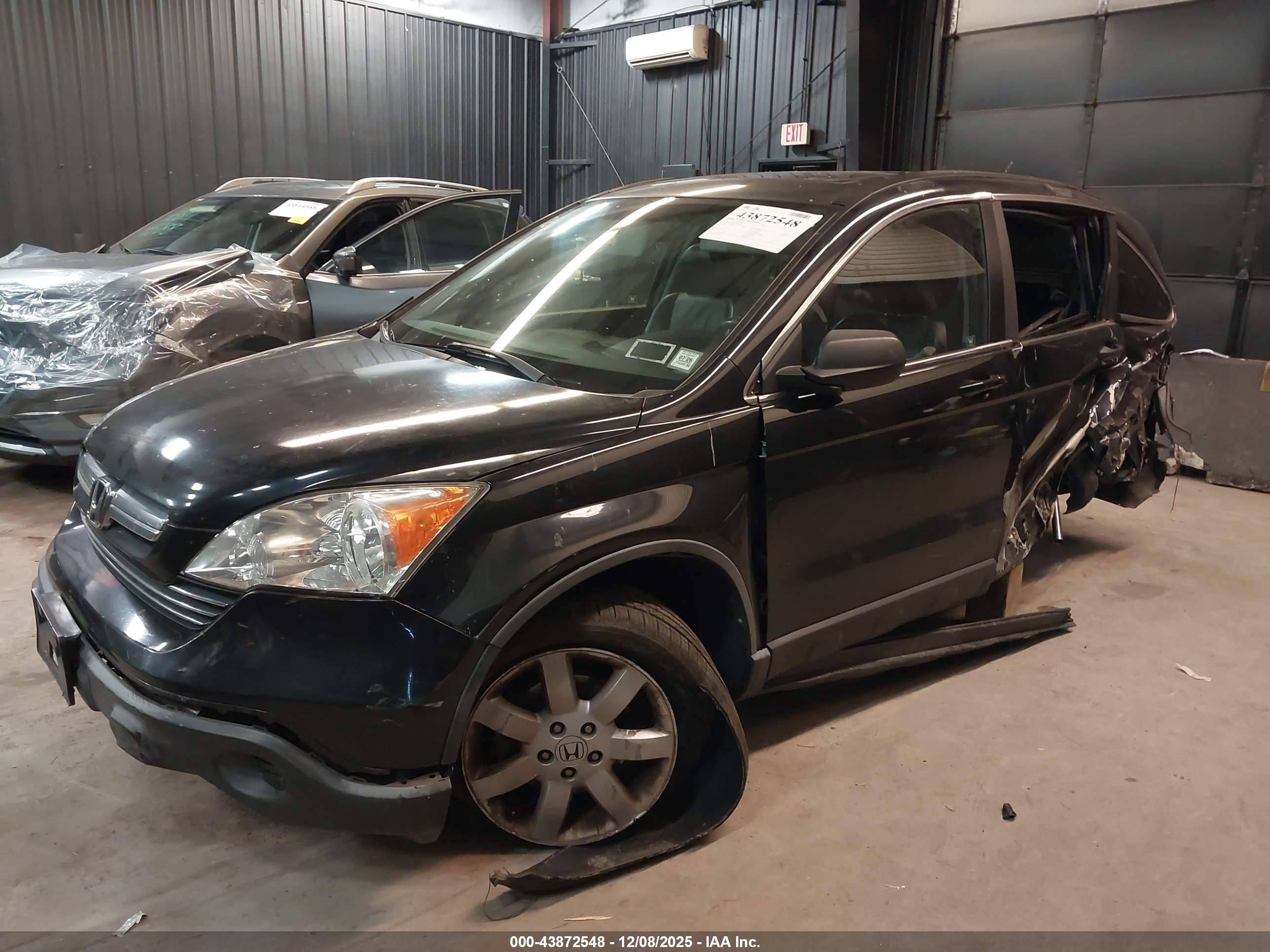 HONDA CR-V image 2
