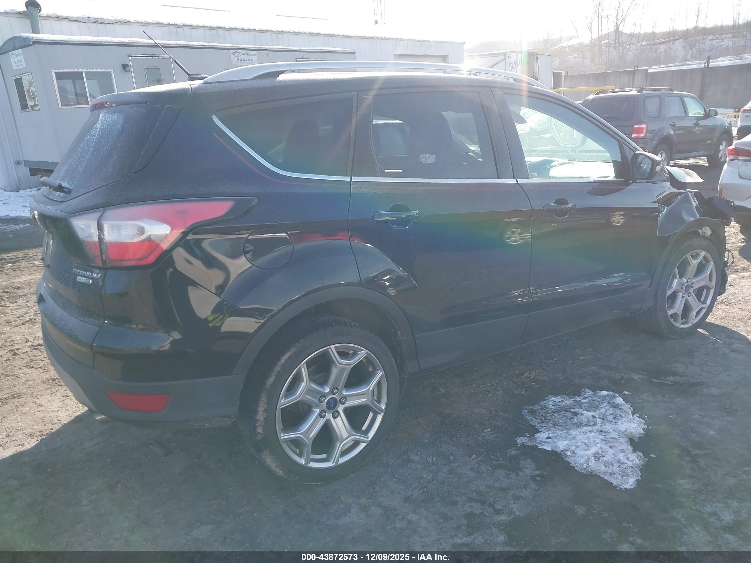 FORD ESCAPE image 4